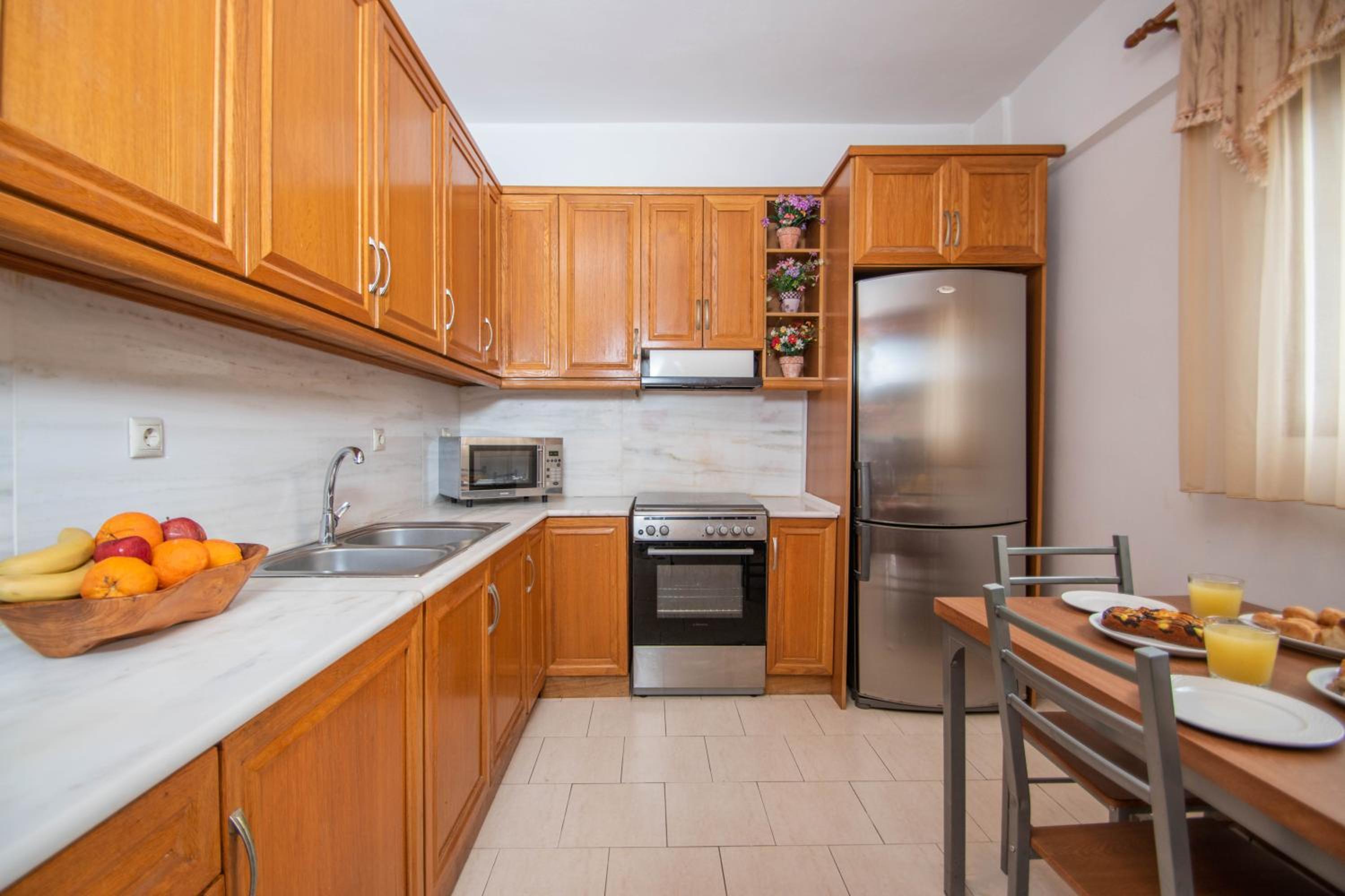 Three-Bedroom House - Photo 74