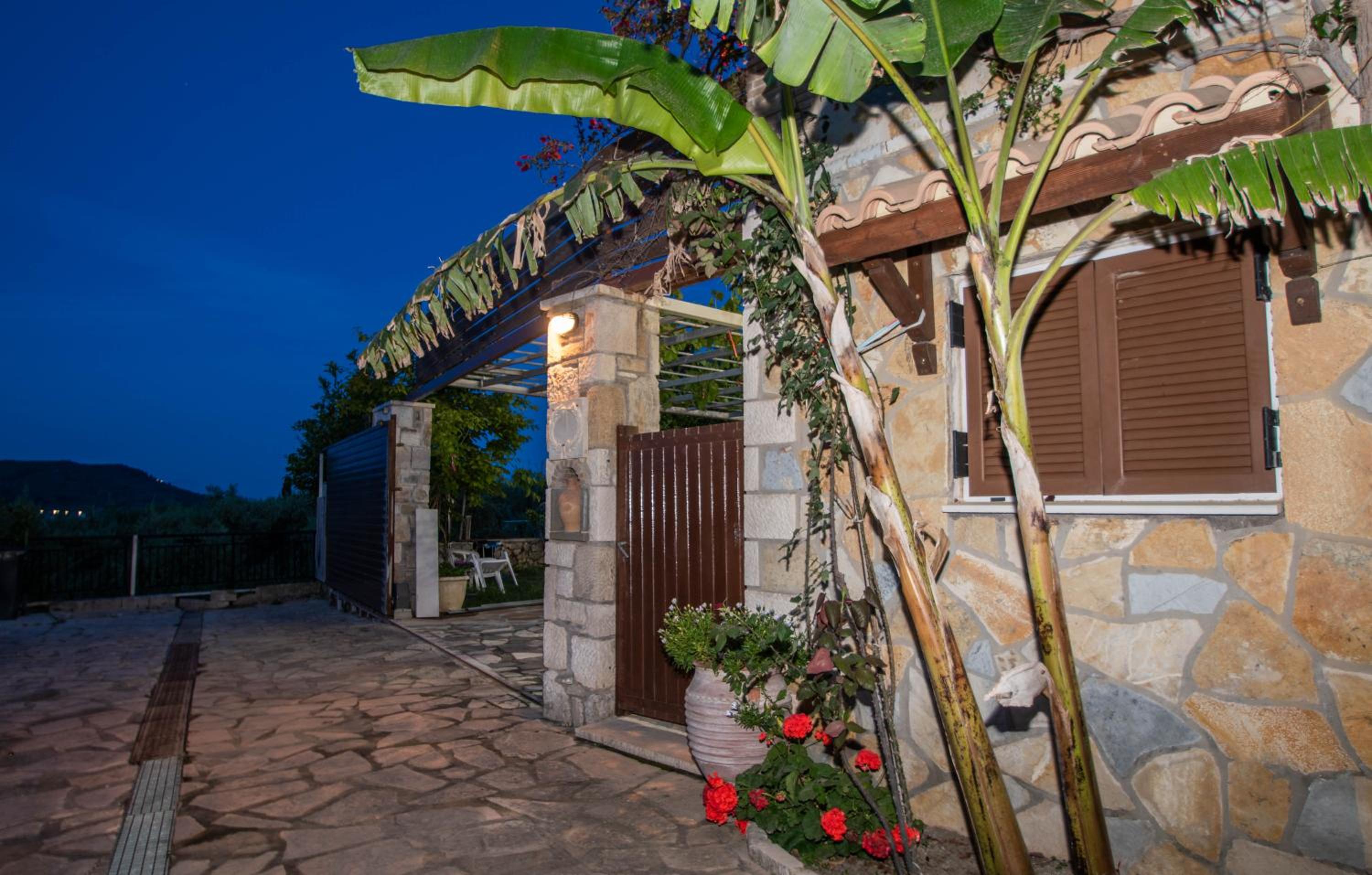 Three-Bedroom House - Photo 31