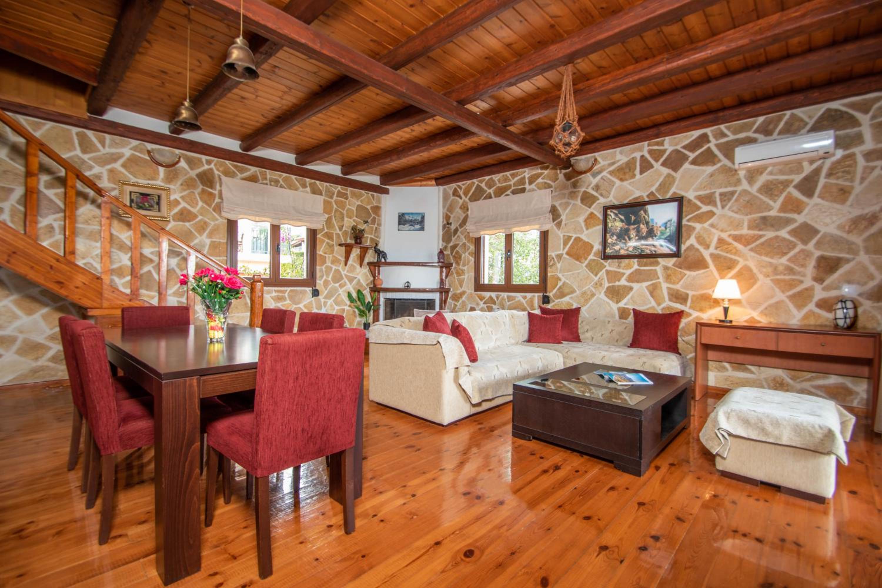 Three-Bedroom House - Photo 42