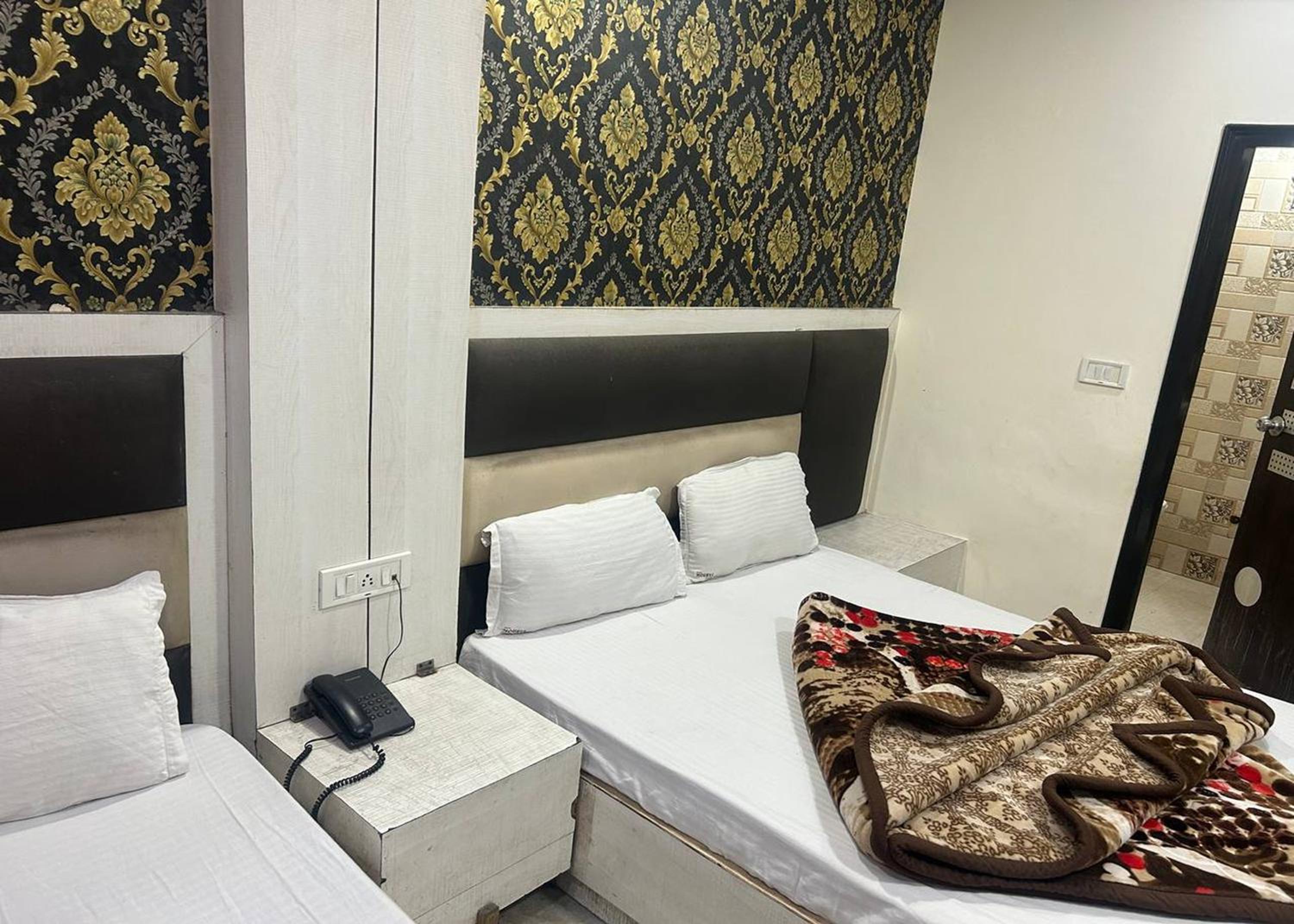 Triple Room - Photo 10