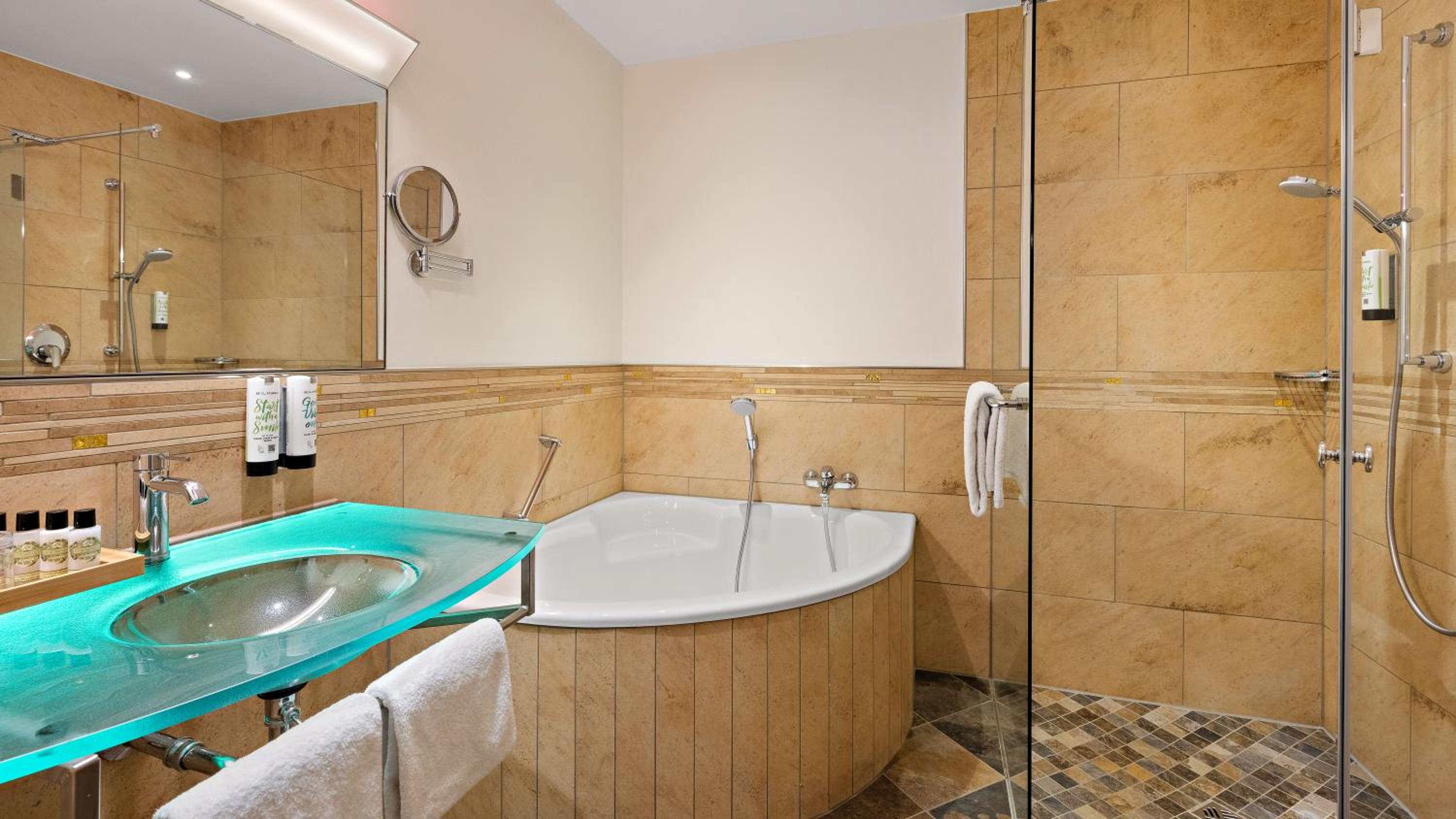 Double Room with Extra Bed photo 3
