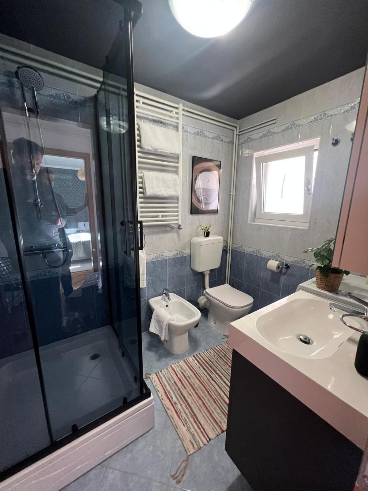 Three-Bedroom Villa photo 3