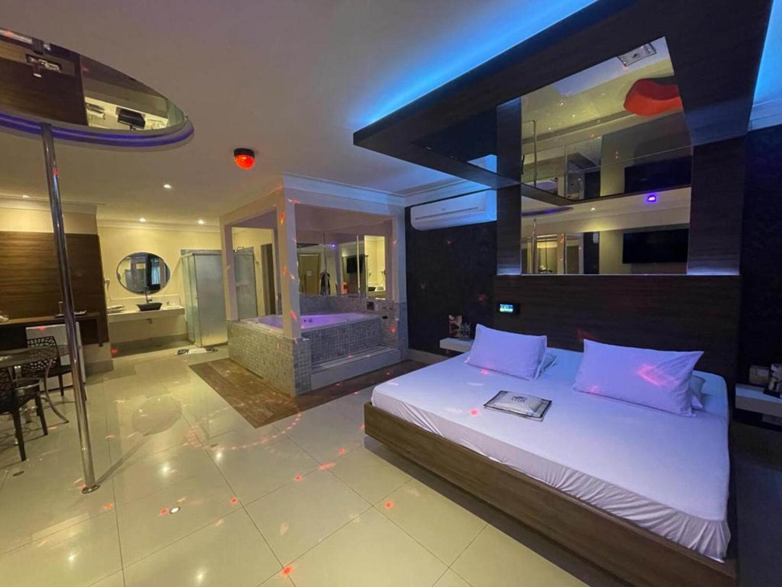 Standard Double Suite photo 3