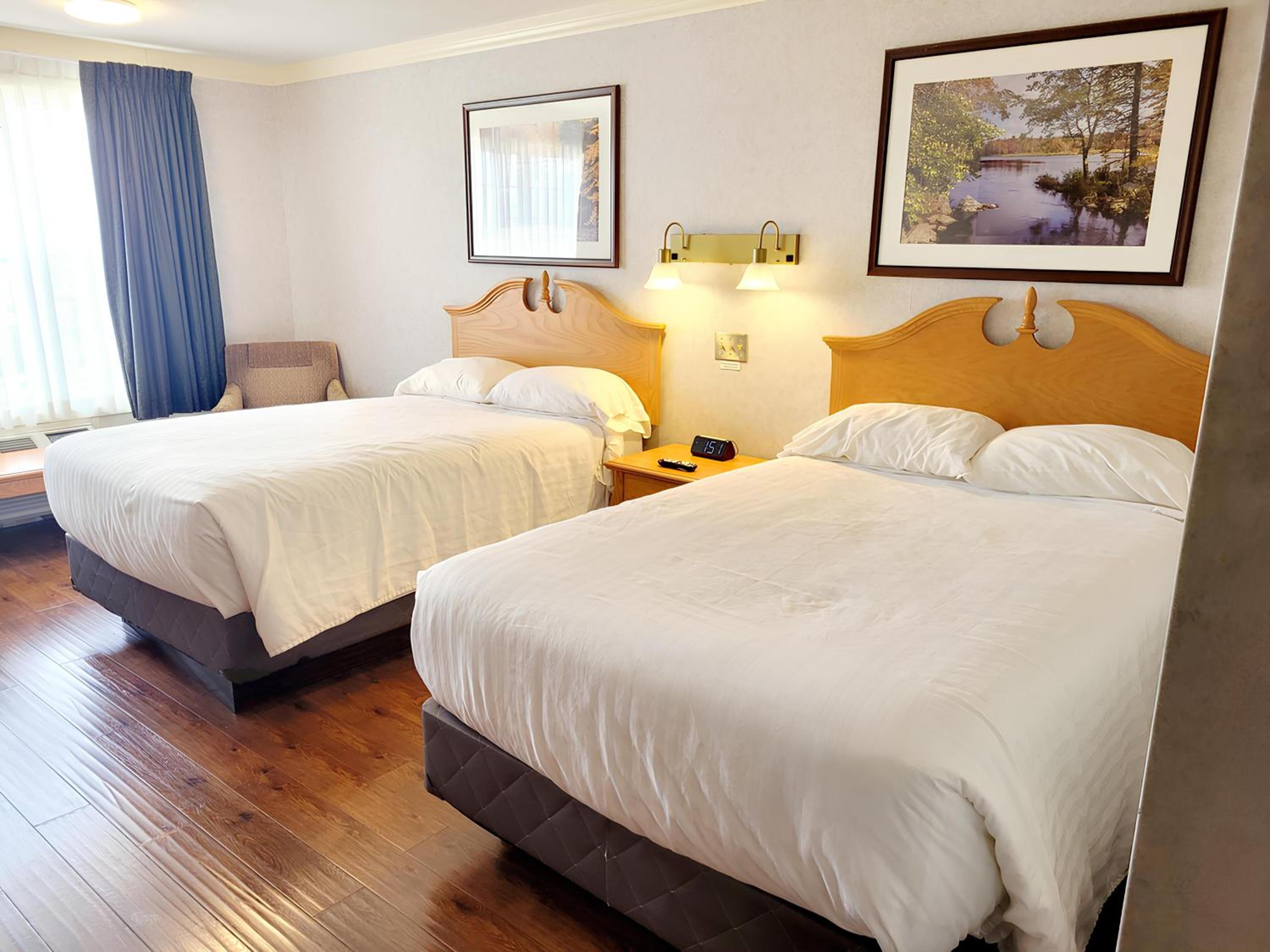 Double Room with Two Double Beds photo 1