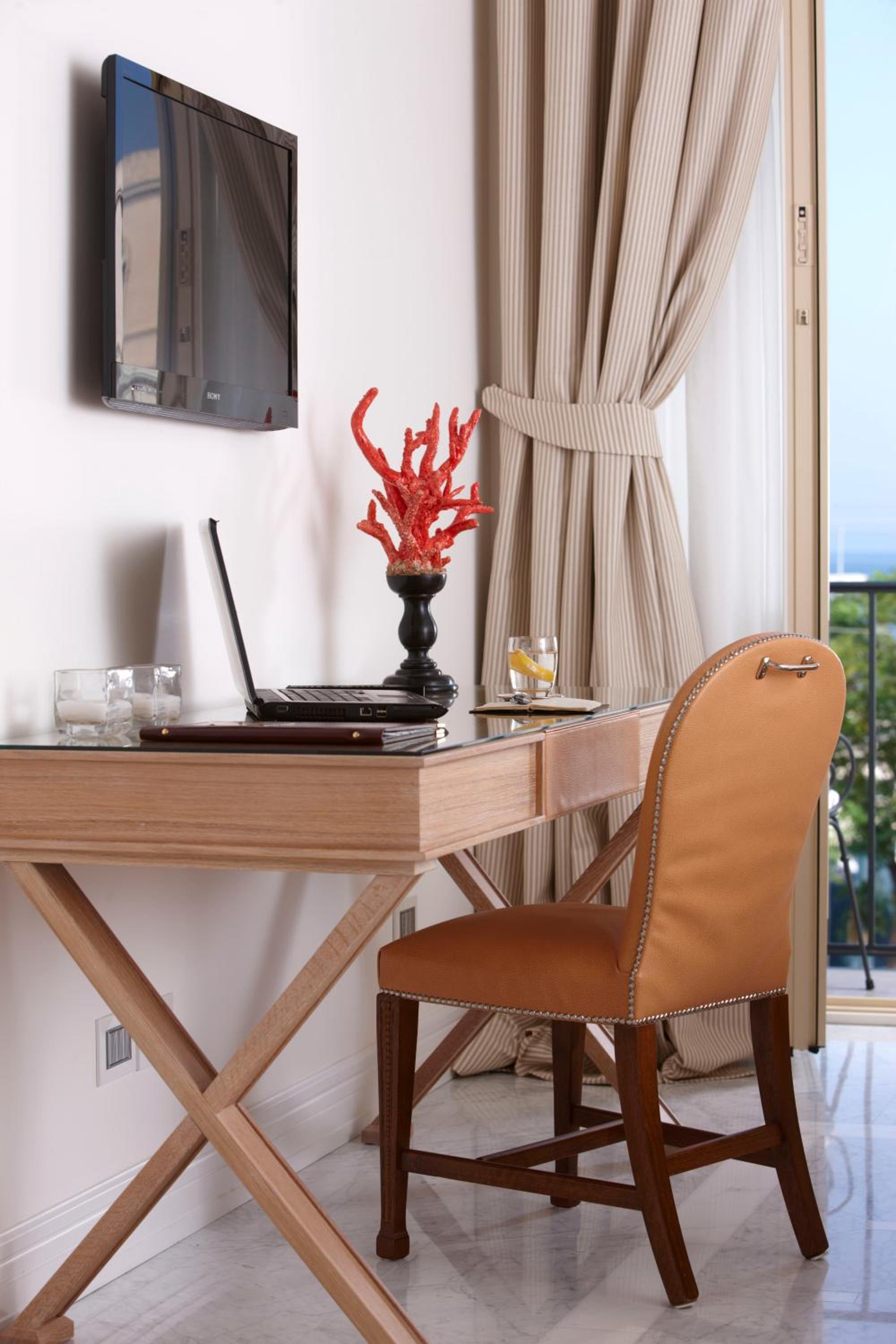 Junior Suite - Split Level - Photo 5
