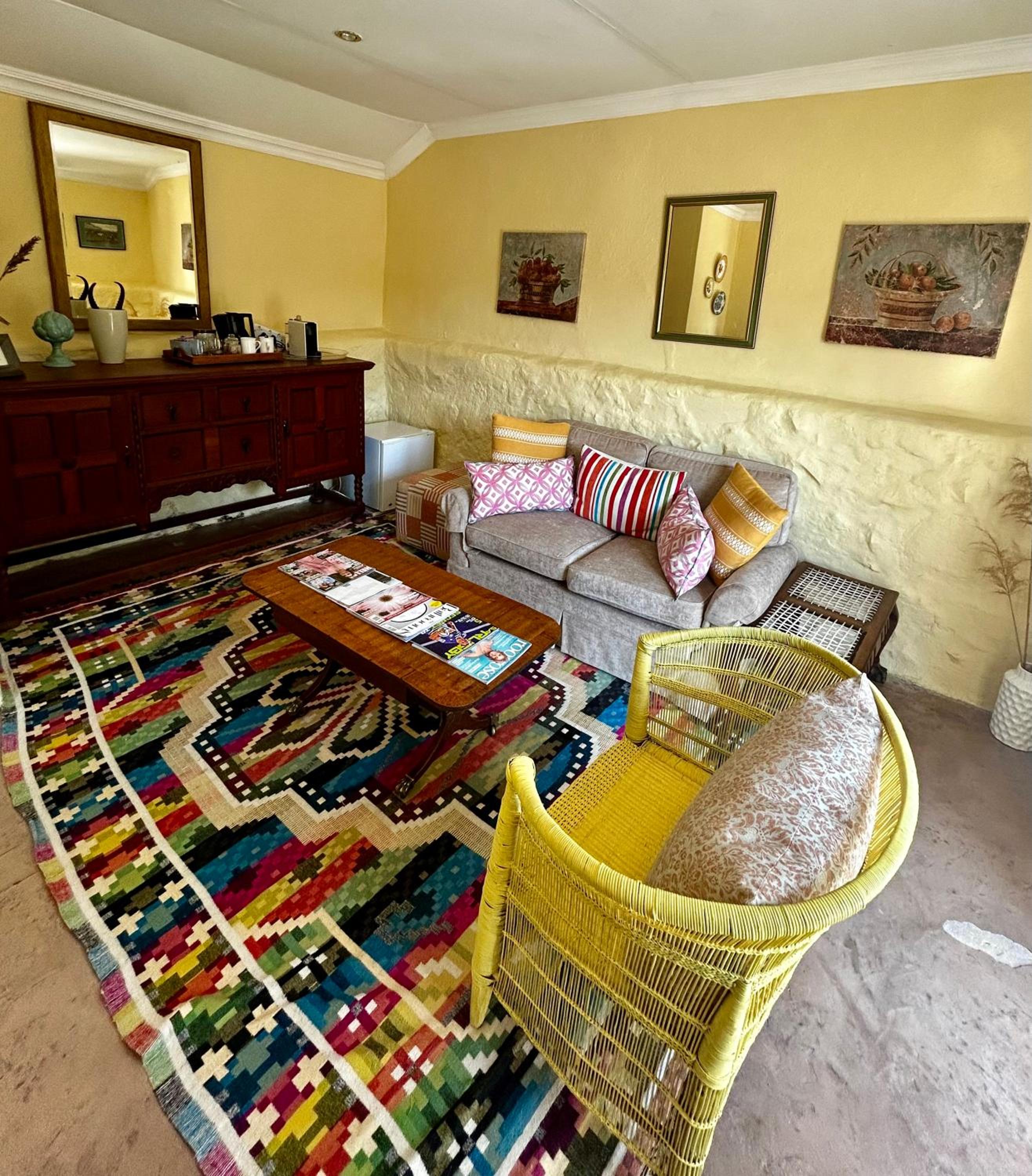 Standard Queen Room photo 3