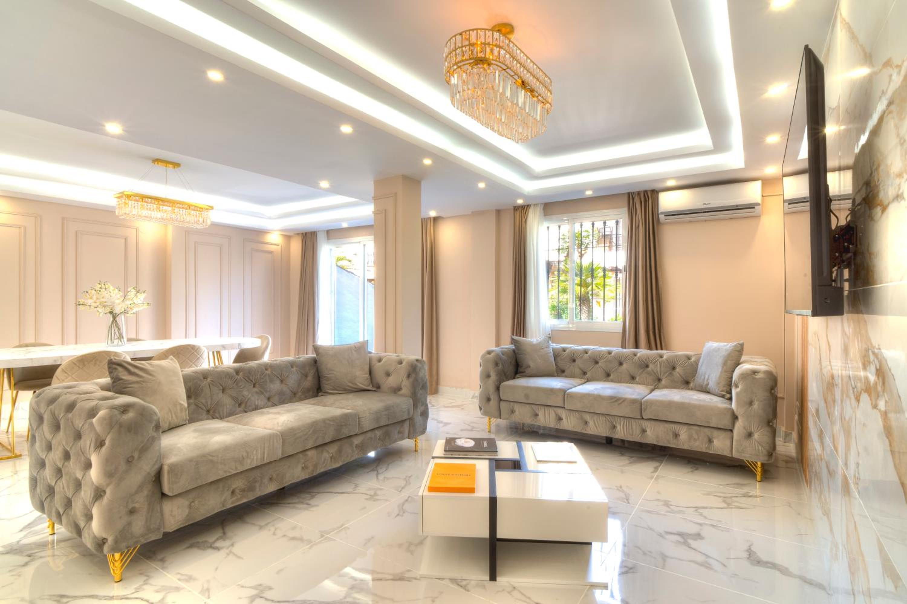 Casa de cuatro habitaciones