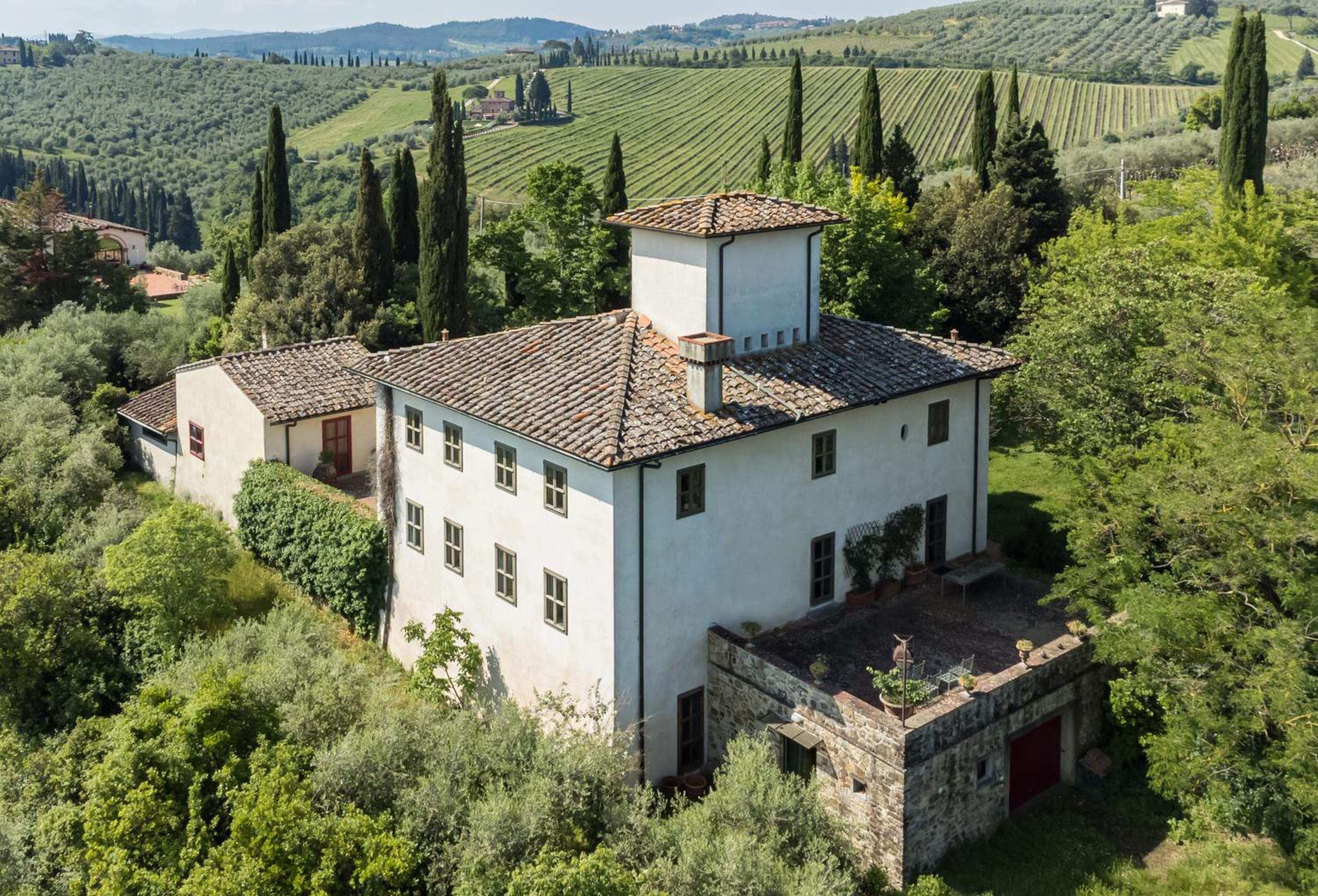 Villa photo 2