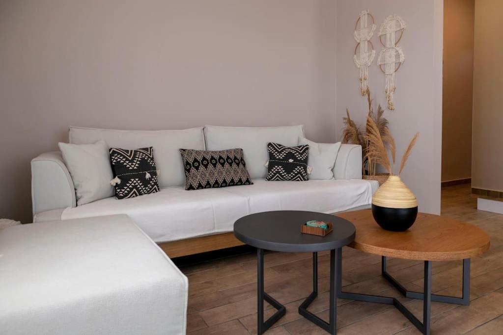 Apartment with Sea View photo 2