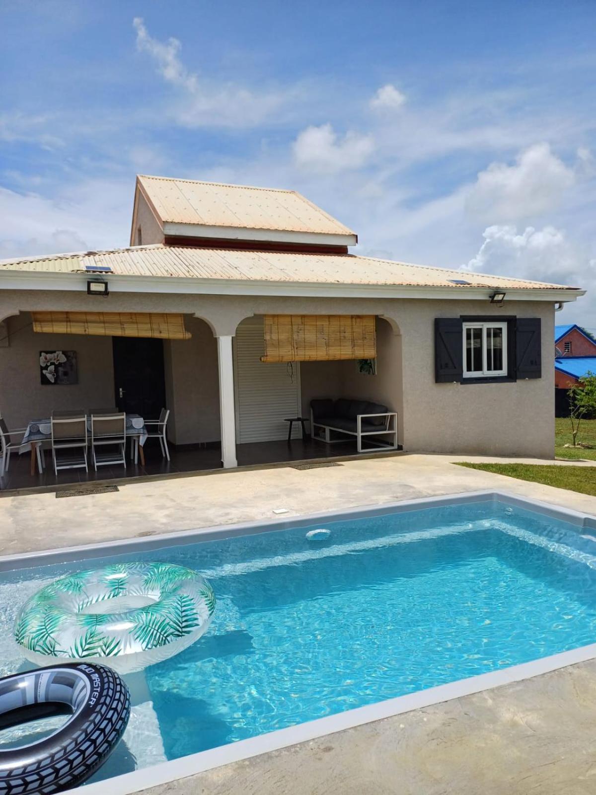 Three-Bedroom House photo 1