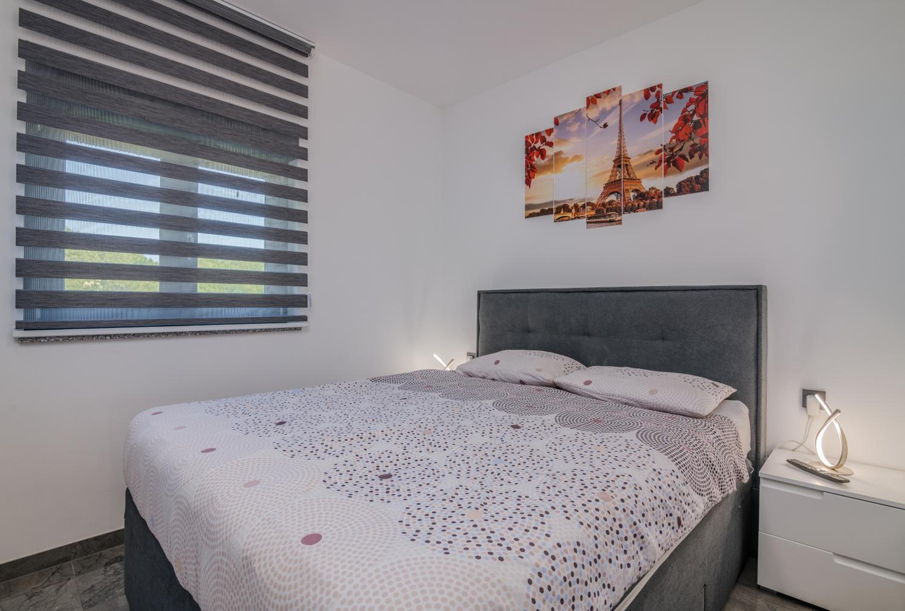 Three-Bedroom Vacation Home  photo 1