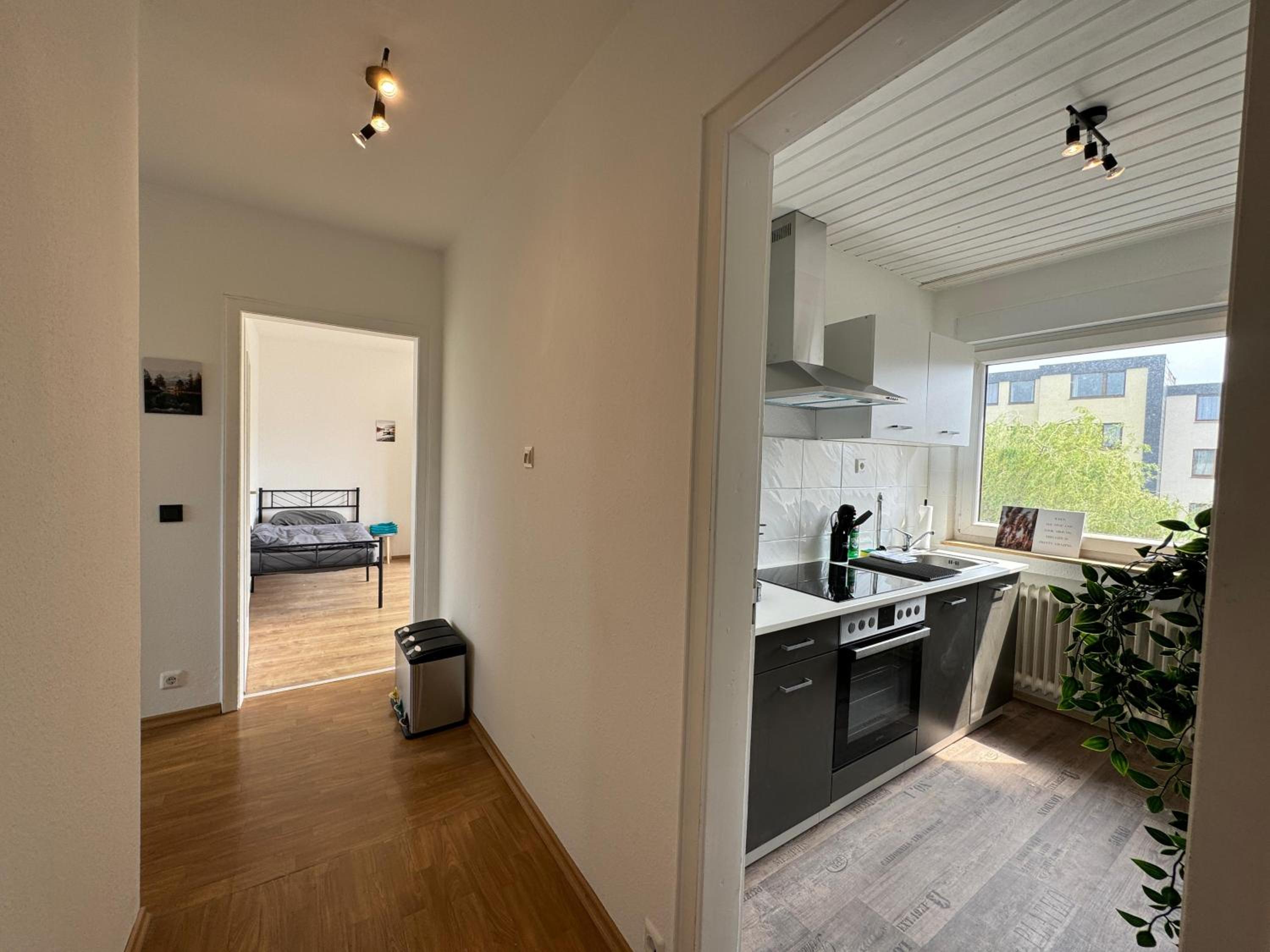 Apartment photo 2