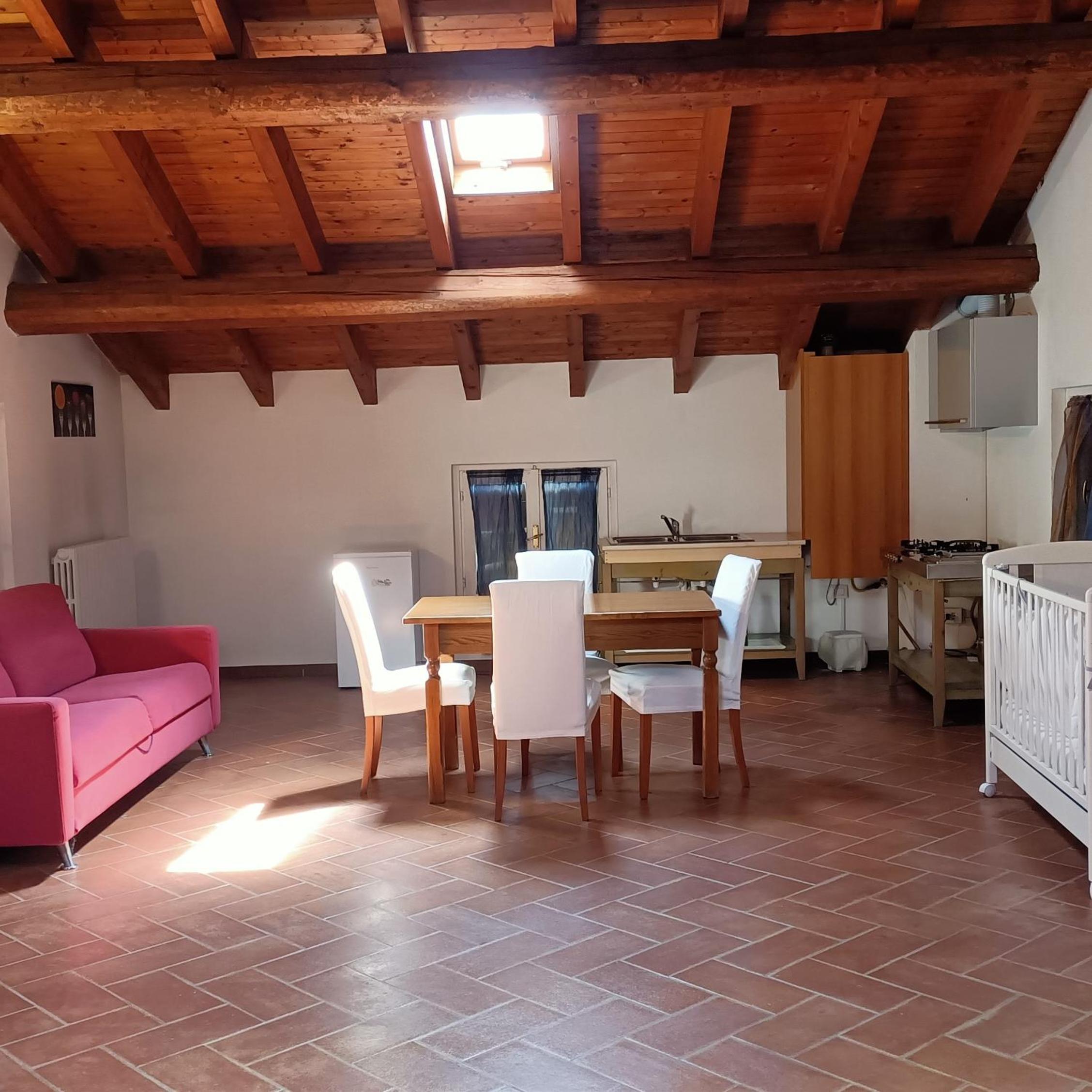 Triple Room with Private Bathroom photo 3