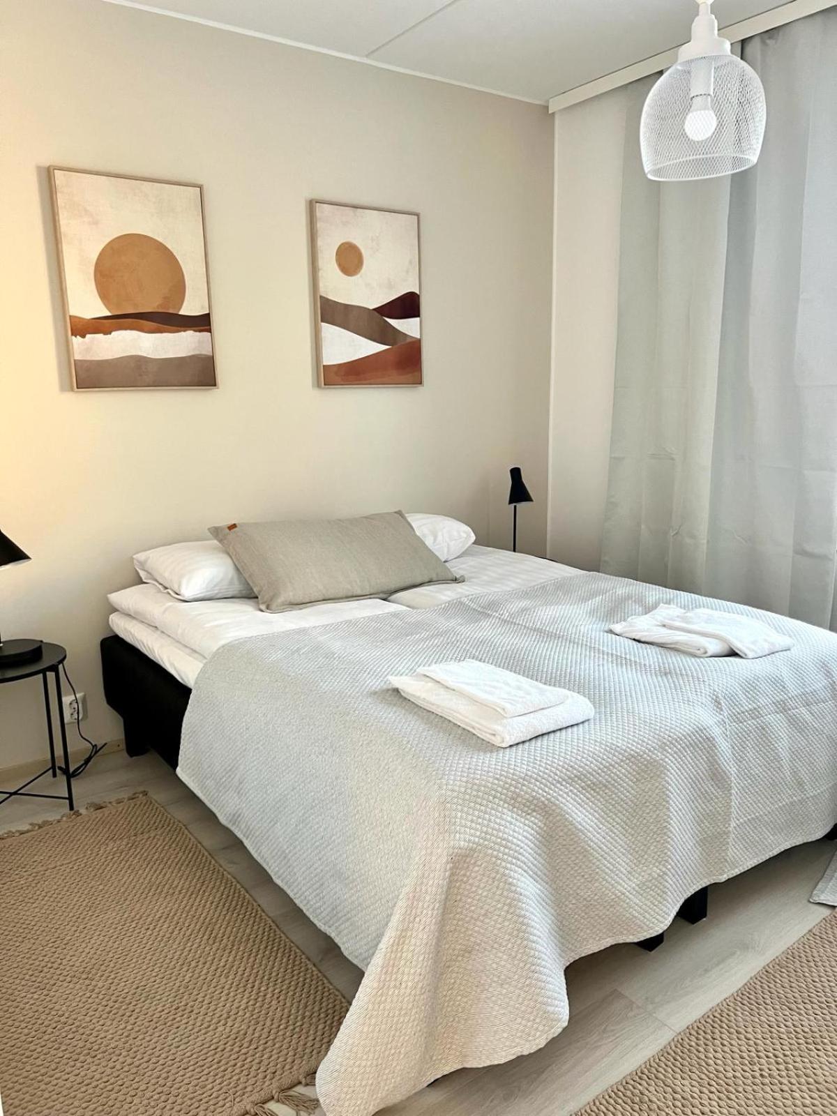 One-Bedroom Apartment photo 2