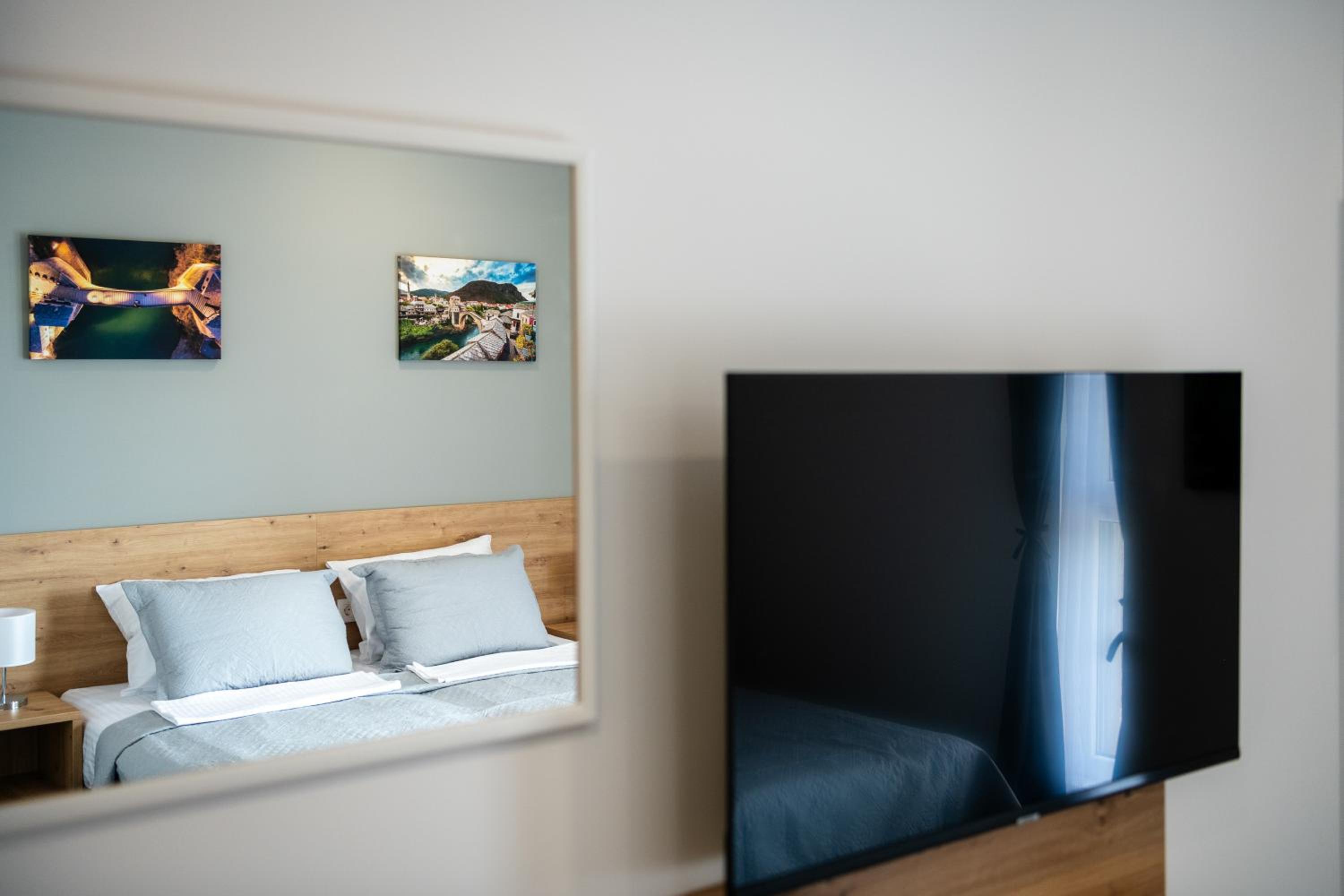 Deluxe Double or Twin Room photo 2
