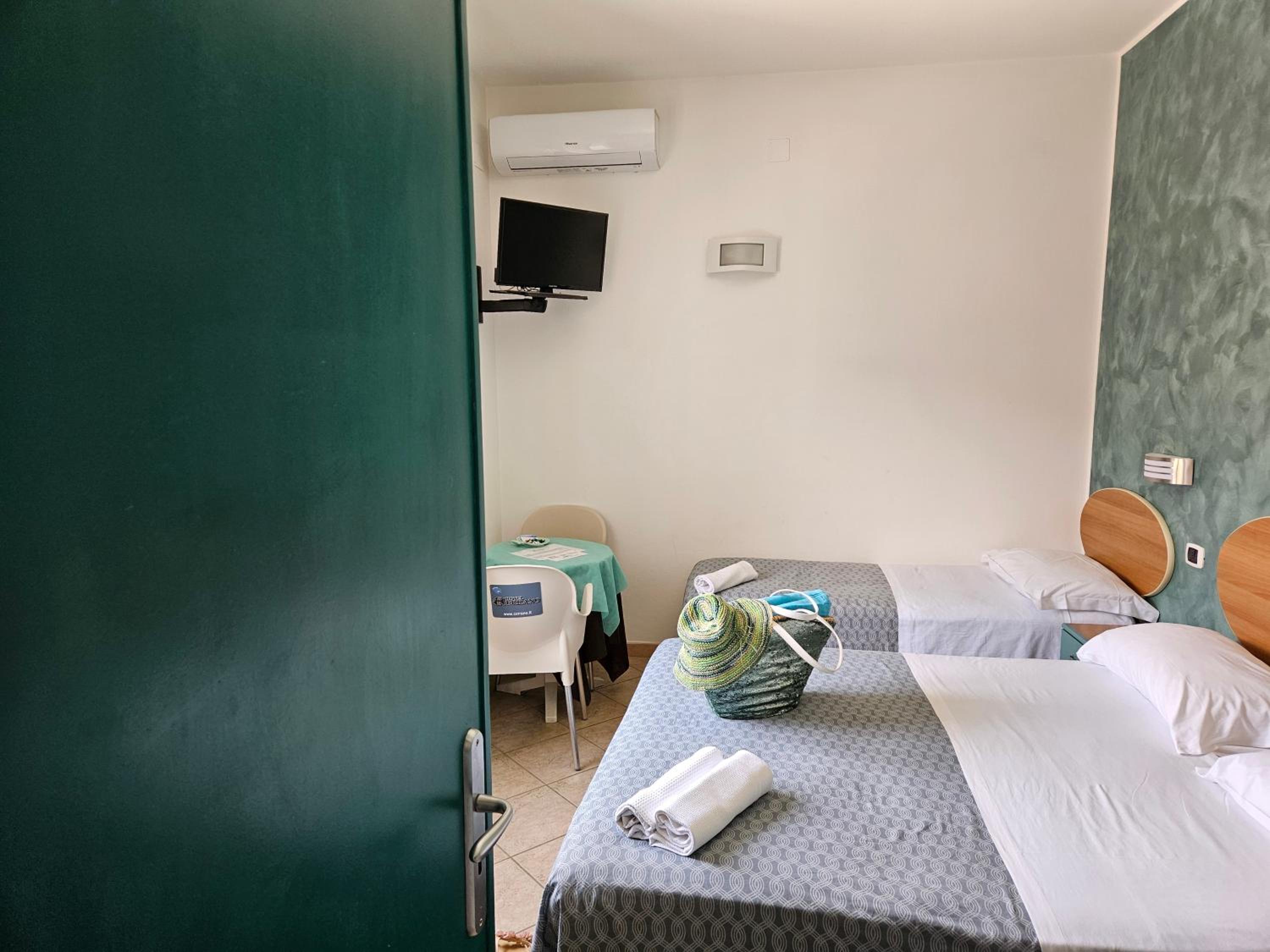 Triple Room photo 2