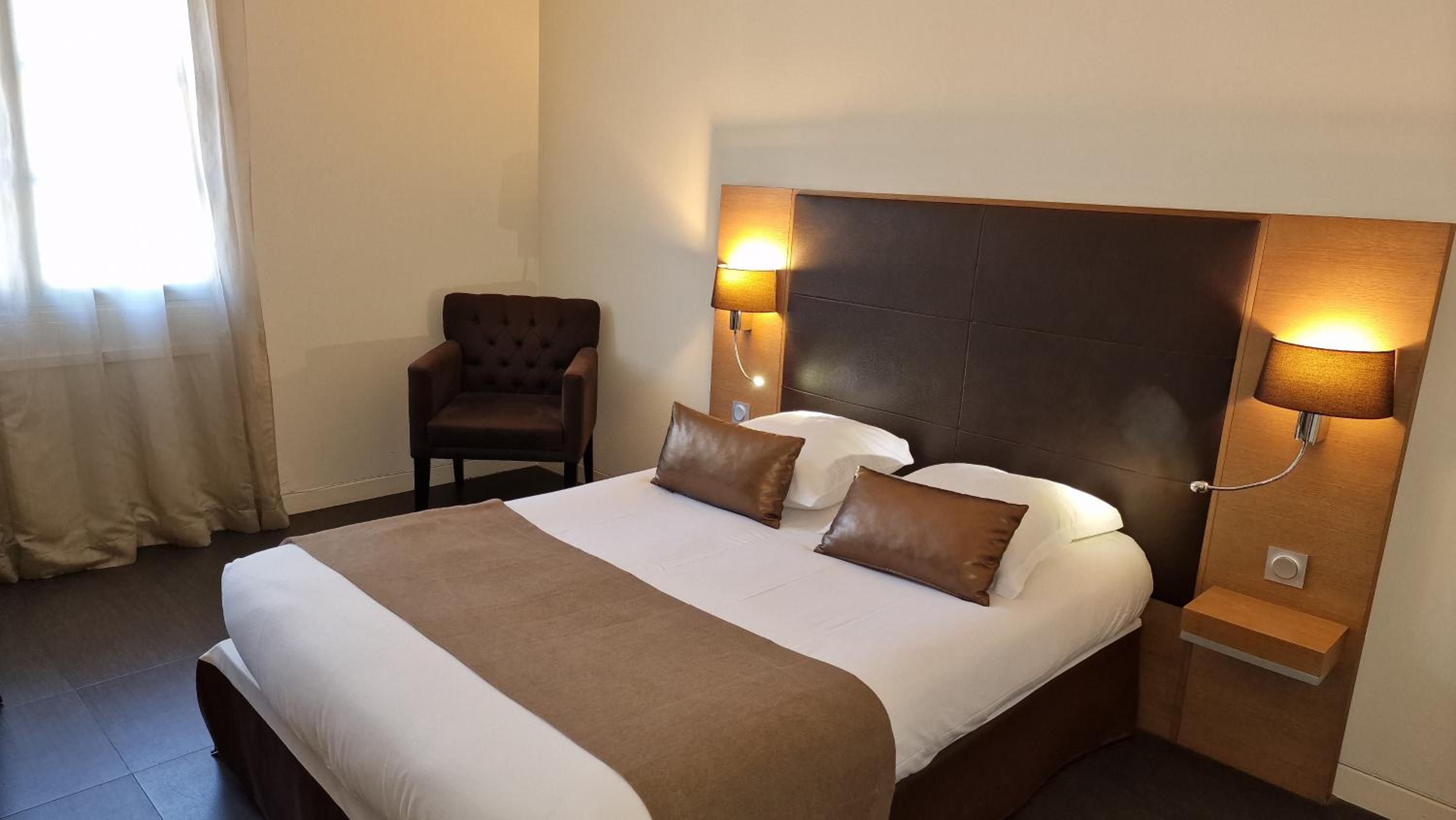 Superior Room - Photo 6