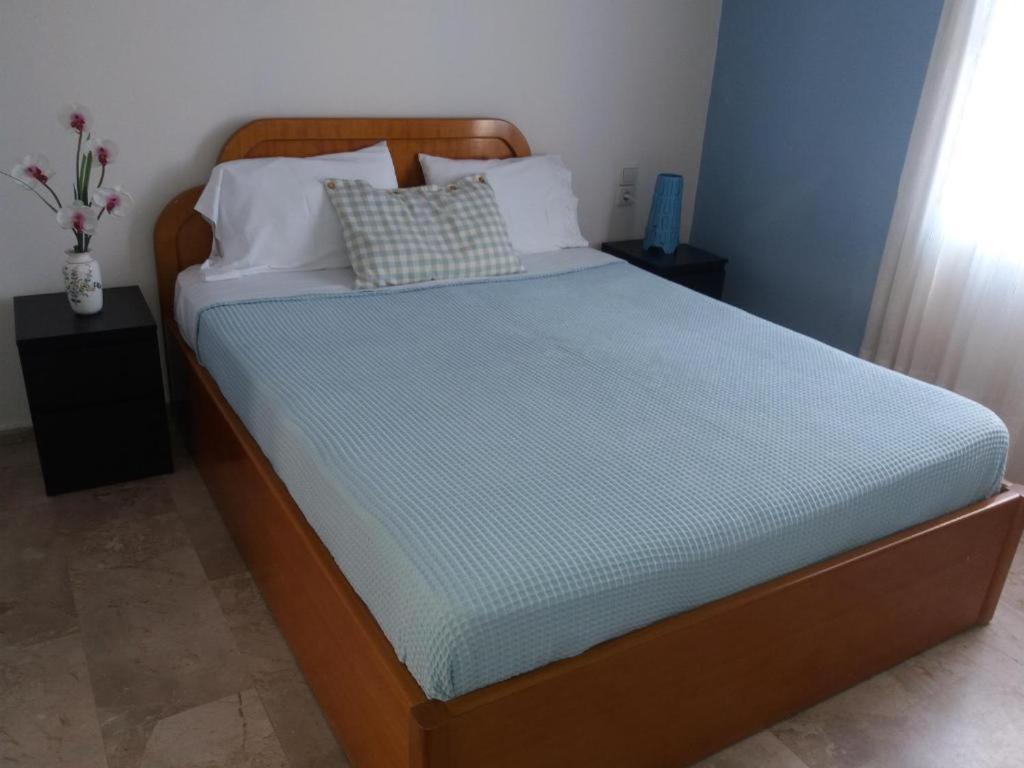One-Bedroom Apartment With Garden