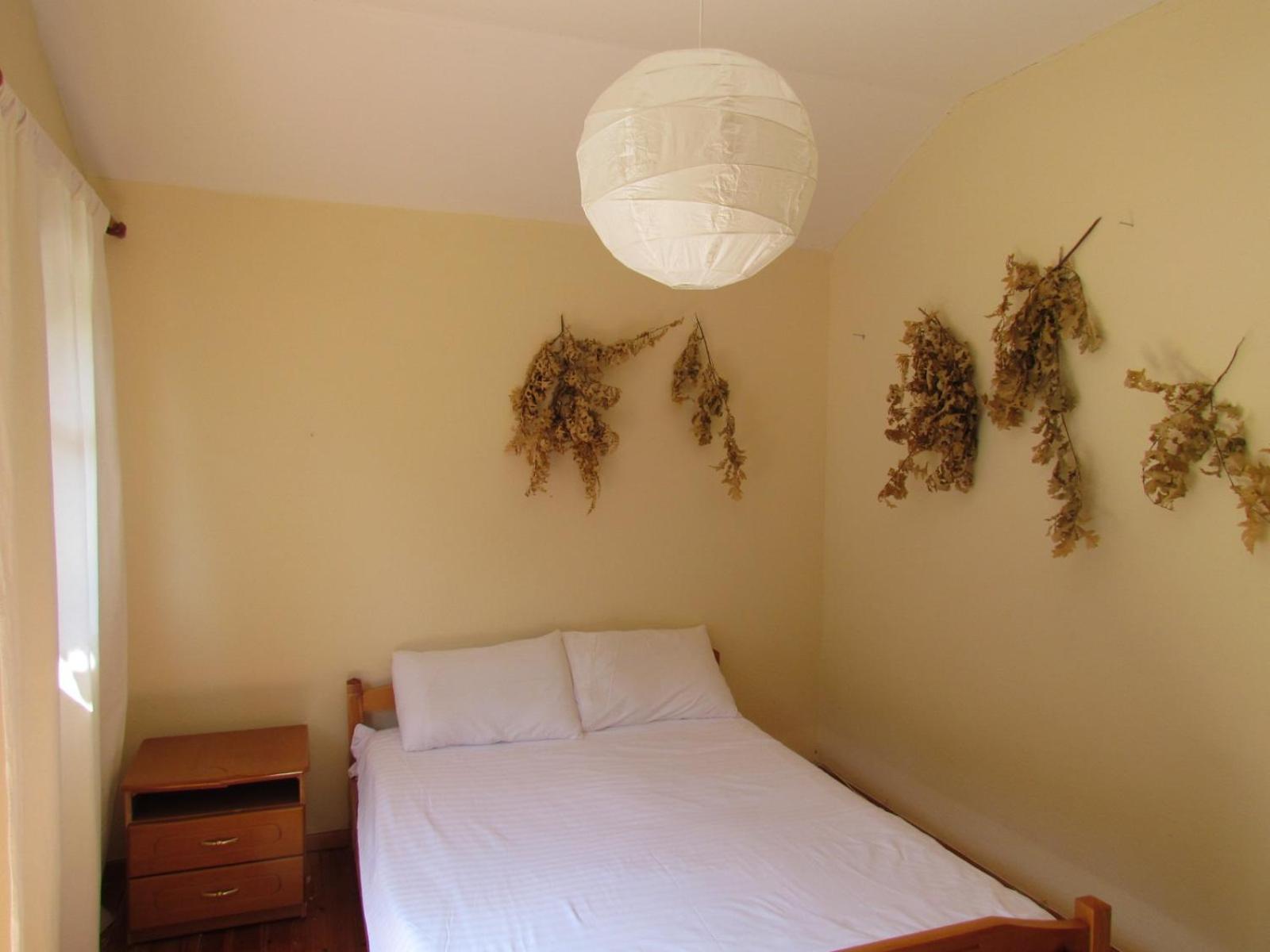 Double Room with Shared Bathroom photo 1