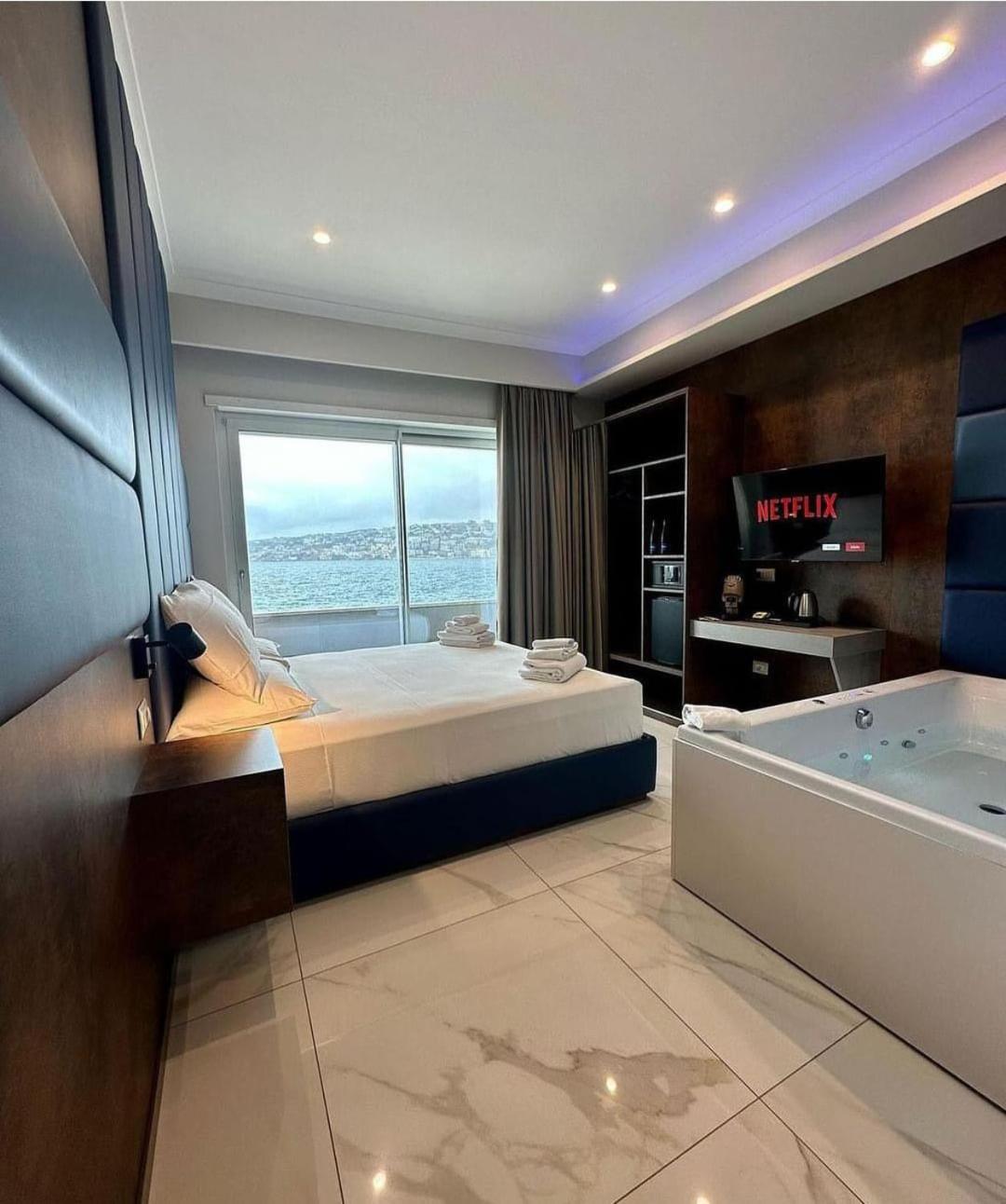 Deluxe Double Room with Sea View
