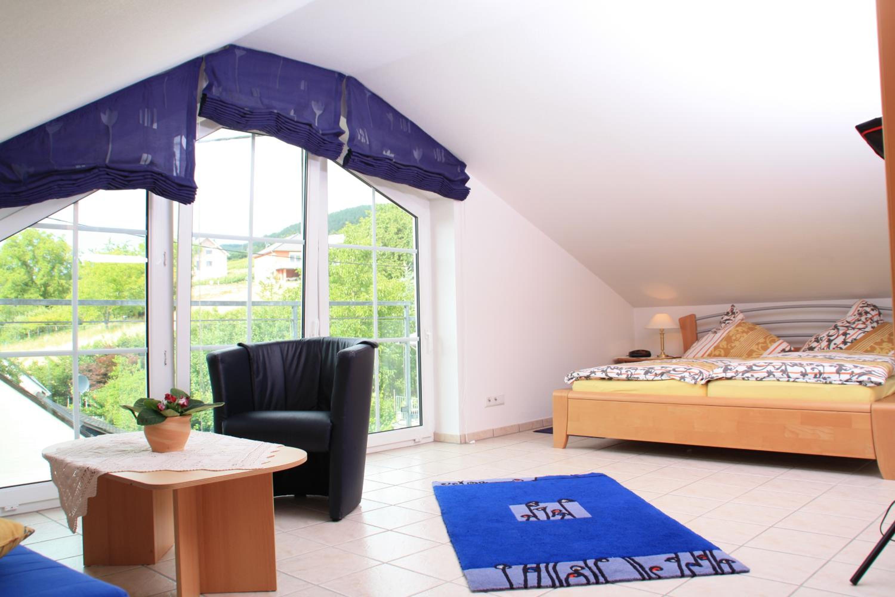 Apartment with Balcony photo 1