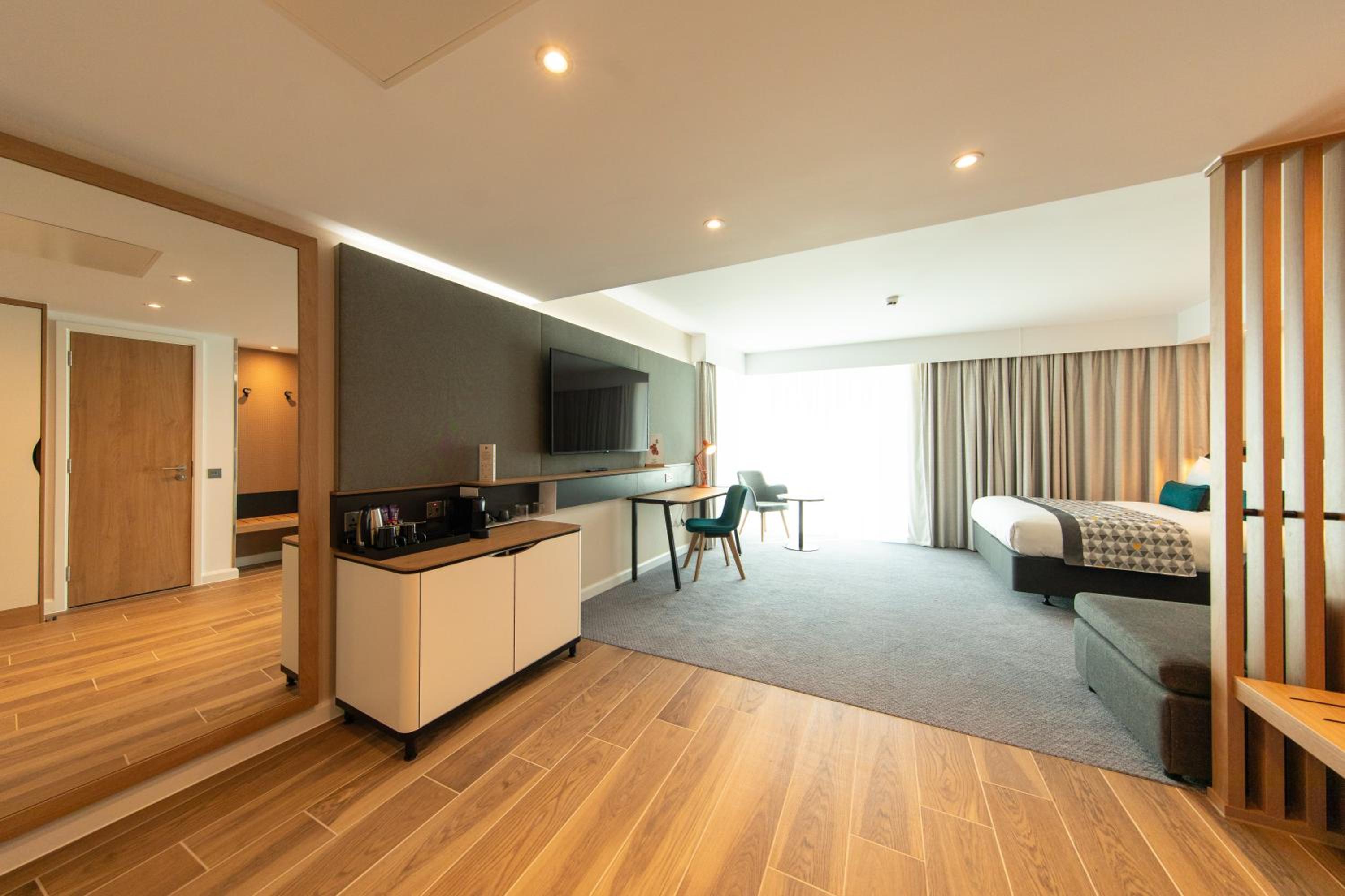 Standard Room - Photo 9