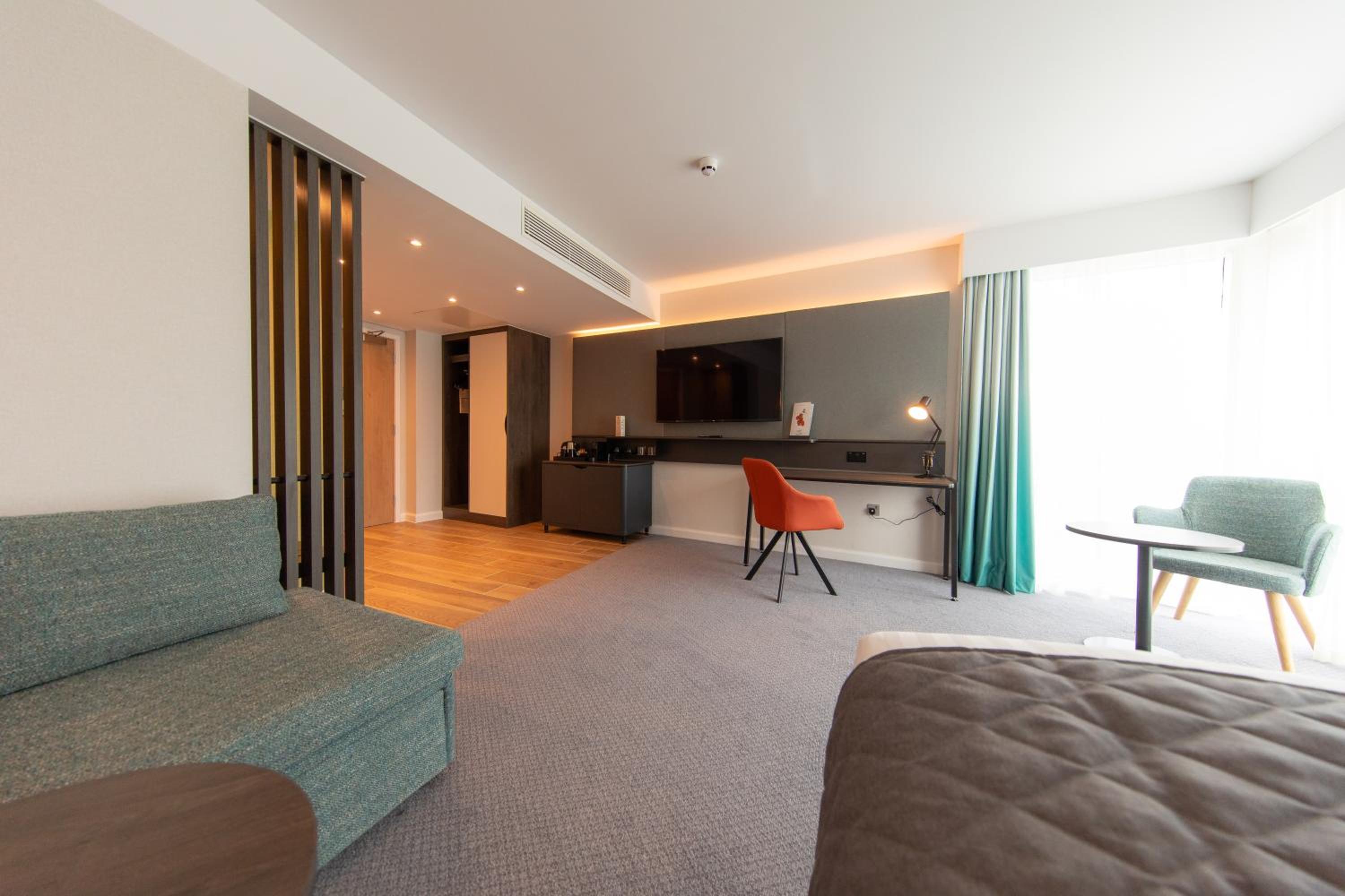Standard King Room - Top Floor - Photo 6