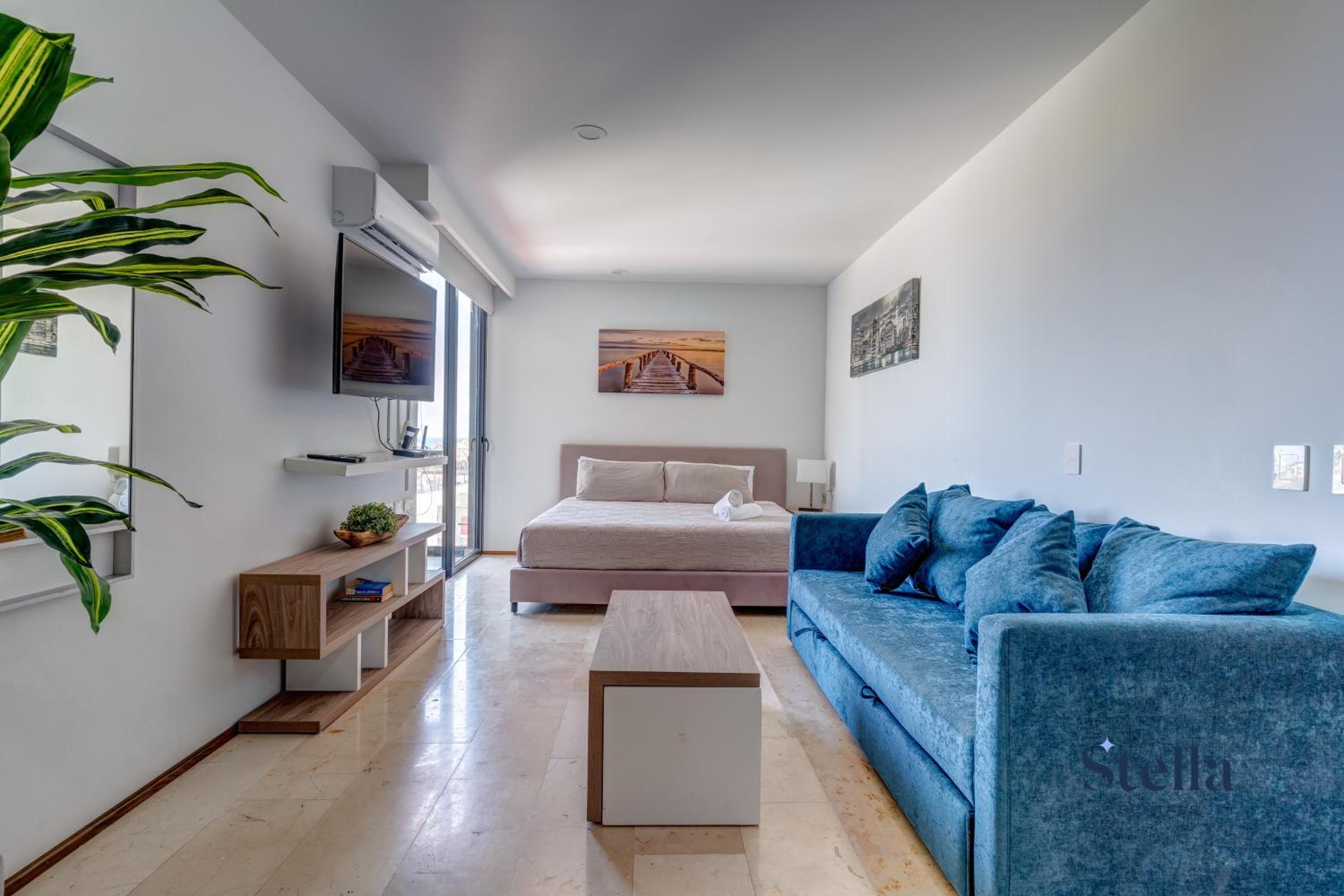 Studio with Balcony