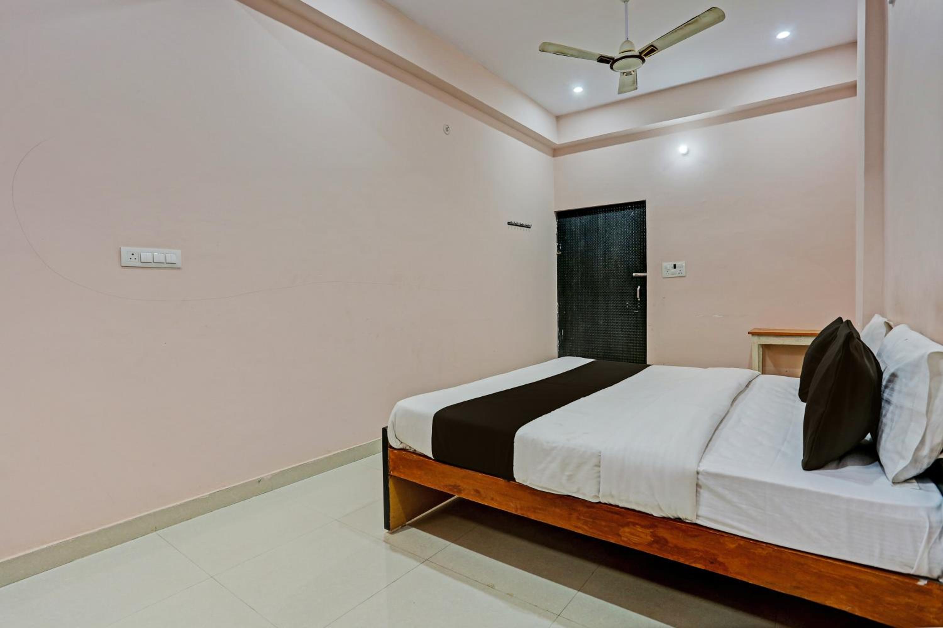 Classic Triple Room