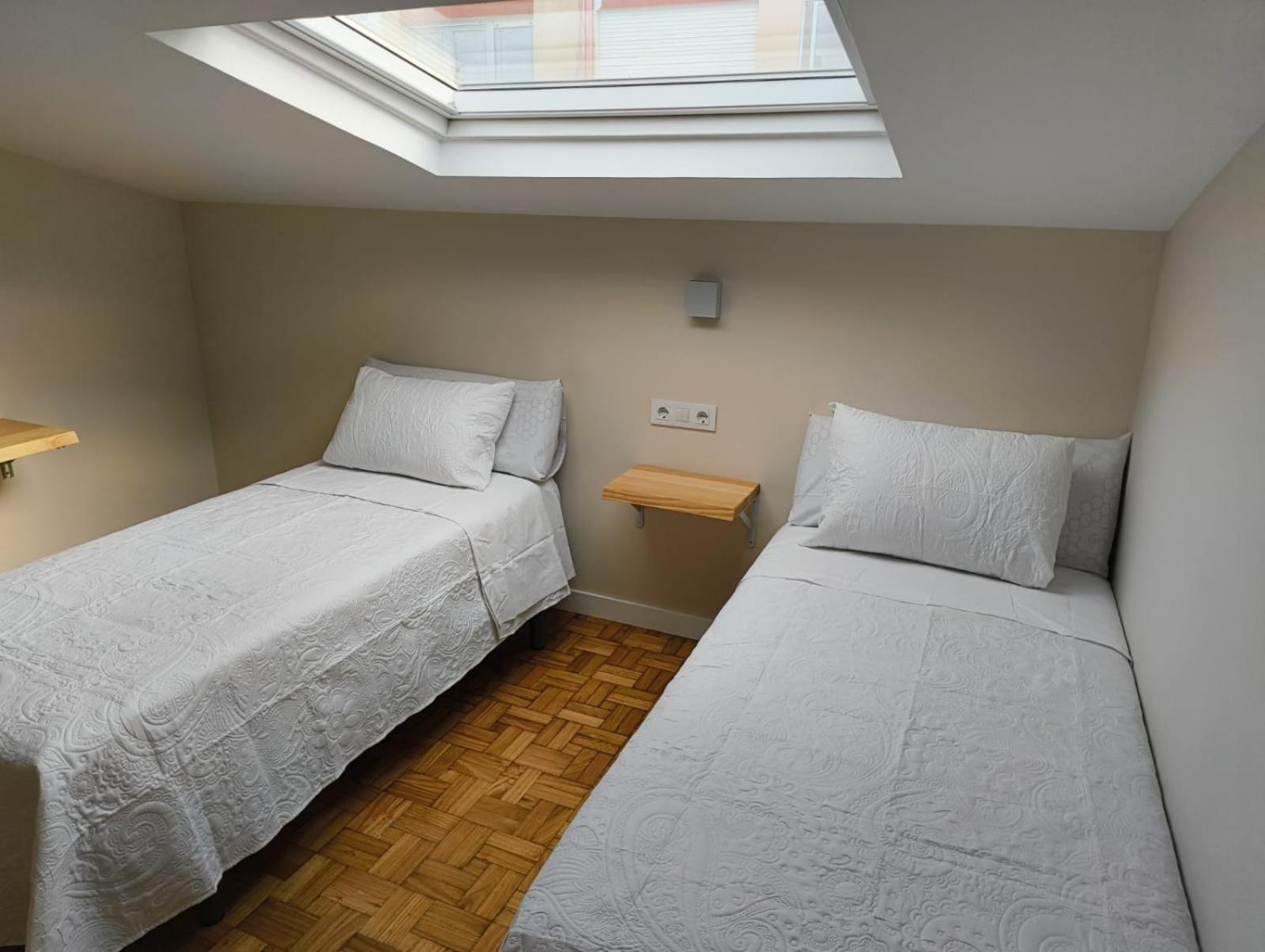 Budget Twin Room photo 2