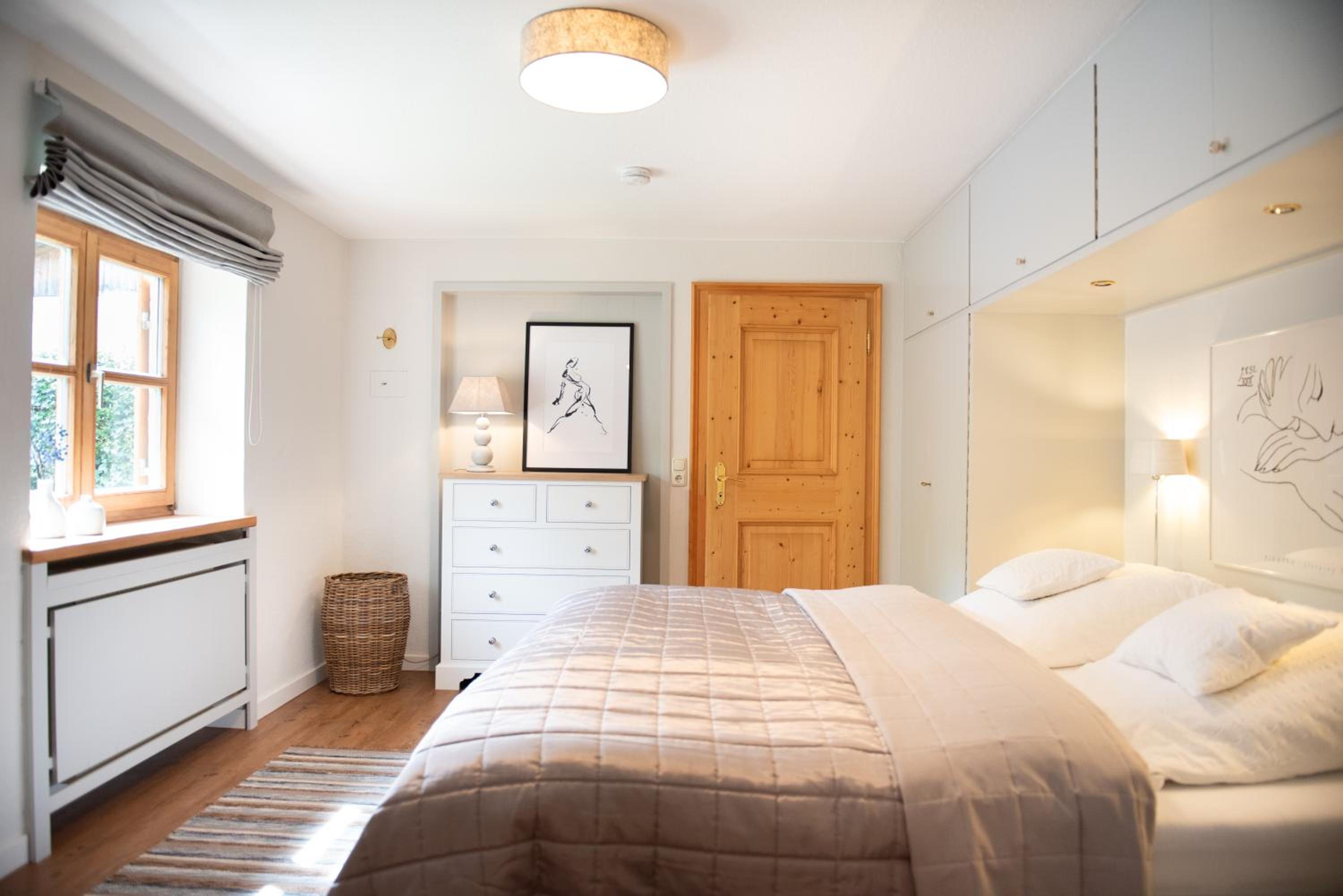 One-Bedroom Apartment with Garden photo 2