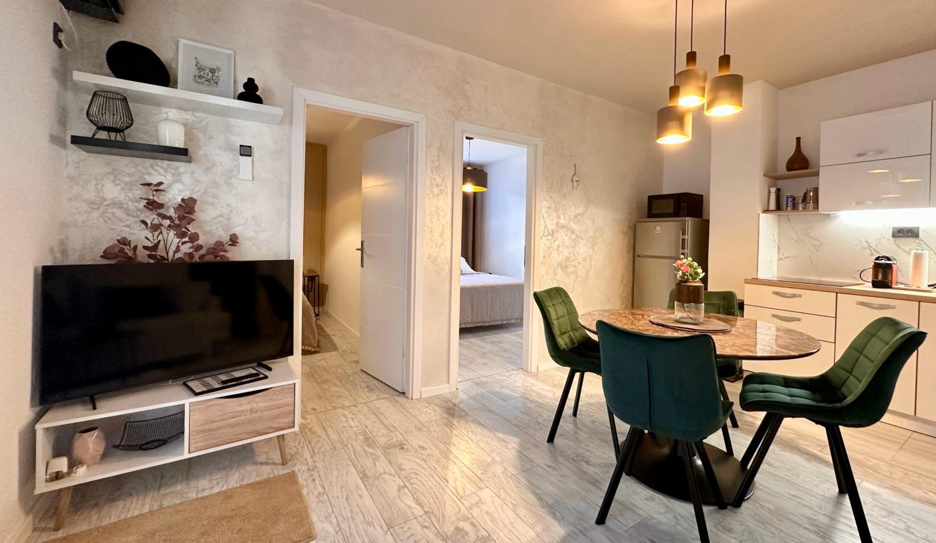 Two-Bedroom Deluxe Apartment with Balcony - Photo 1