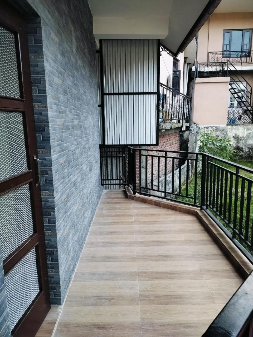 Deluxe Double Room (2 Adults + 1 Child) photo 3