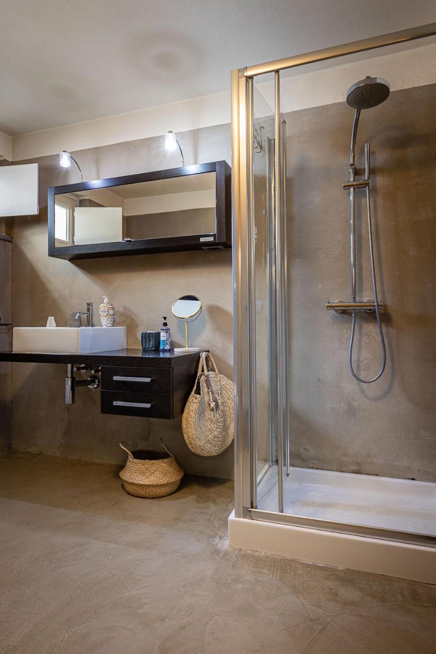 Double Room - Basement photo 3