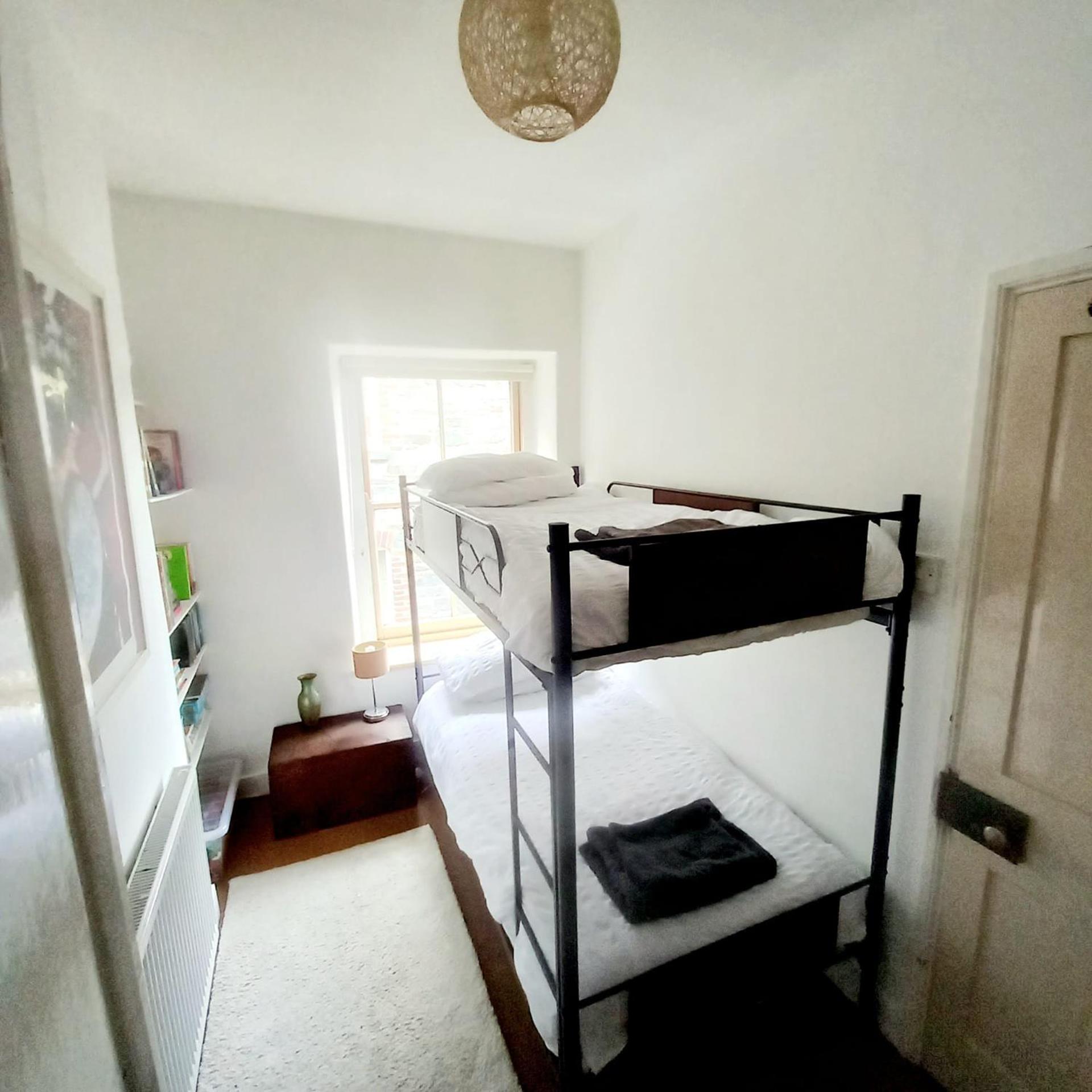 Two-Bedroom House - Photo 22