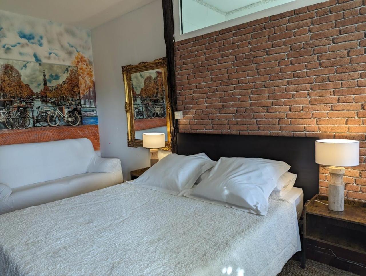Double or Twin Room photo 3