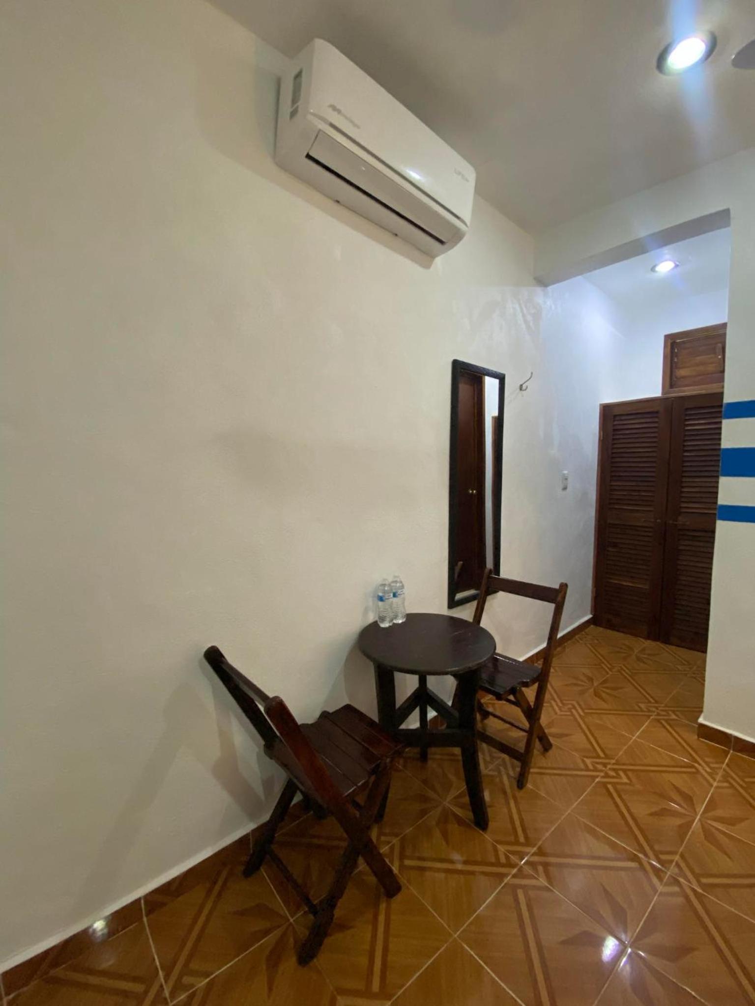 Double Room with Private Bathroom photo 2