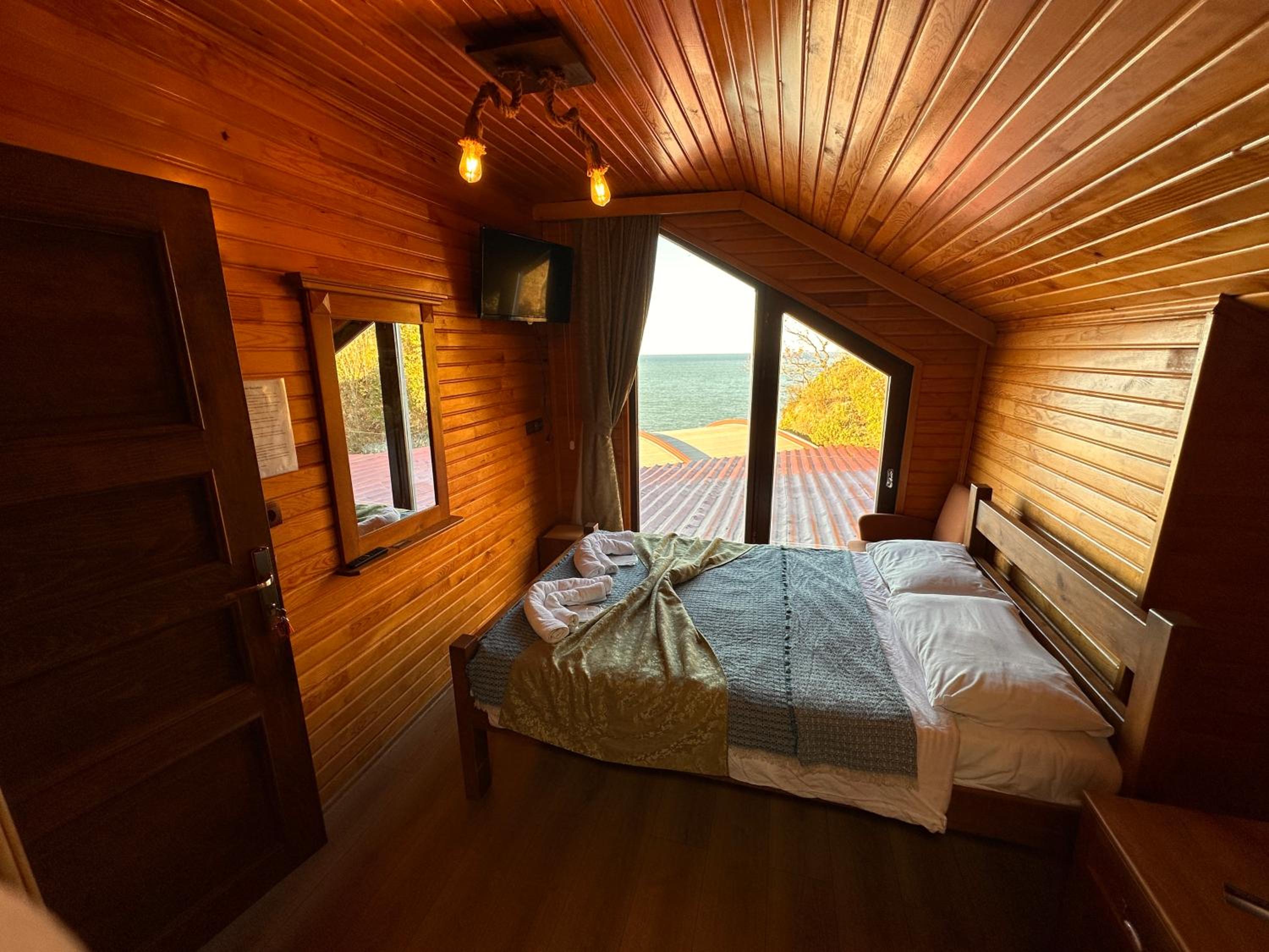 Small Double Room photo 1
