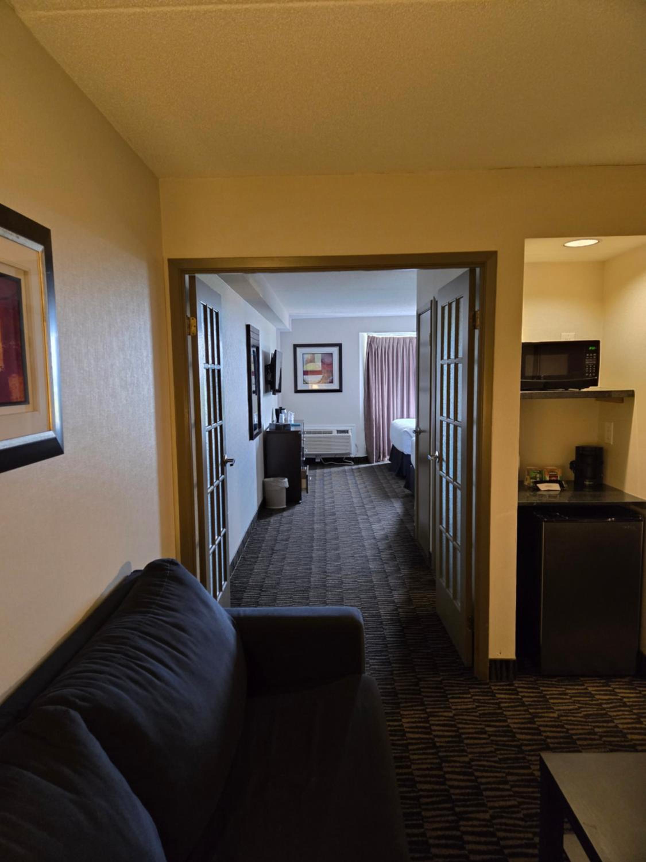 Queen Suite with Two Queen Beds