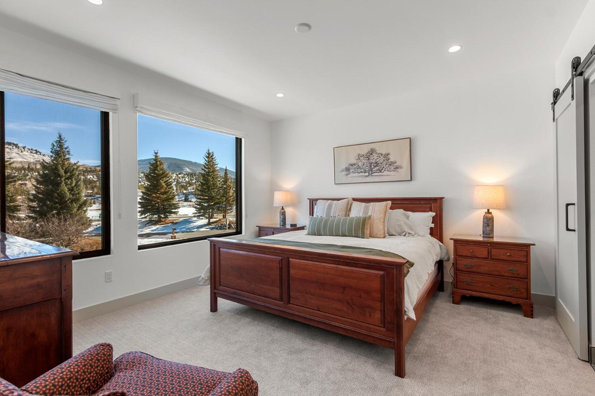 Three-Bedroom Holiday Home  photo 2