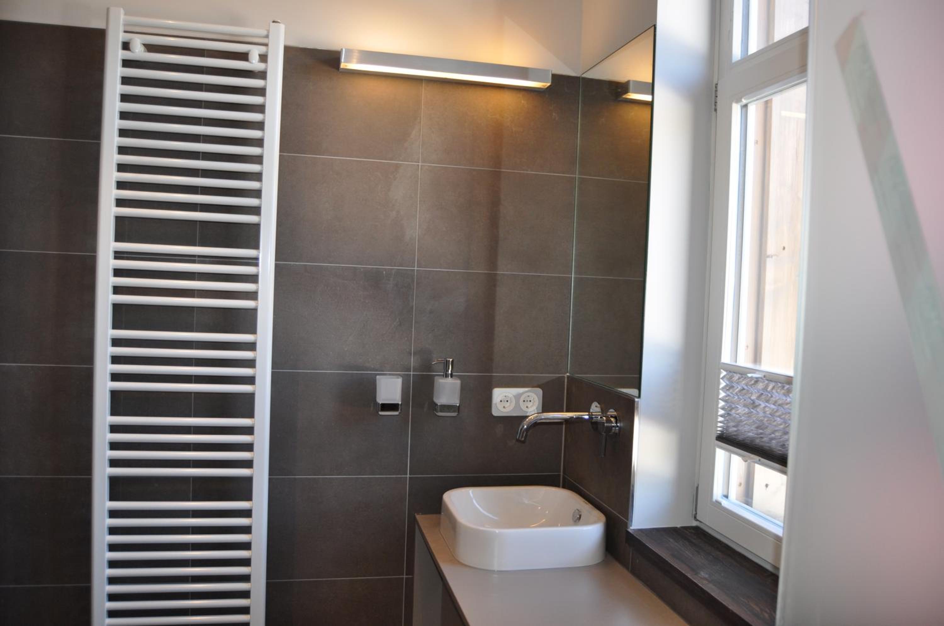 Double Room - Photo 13