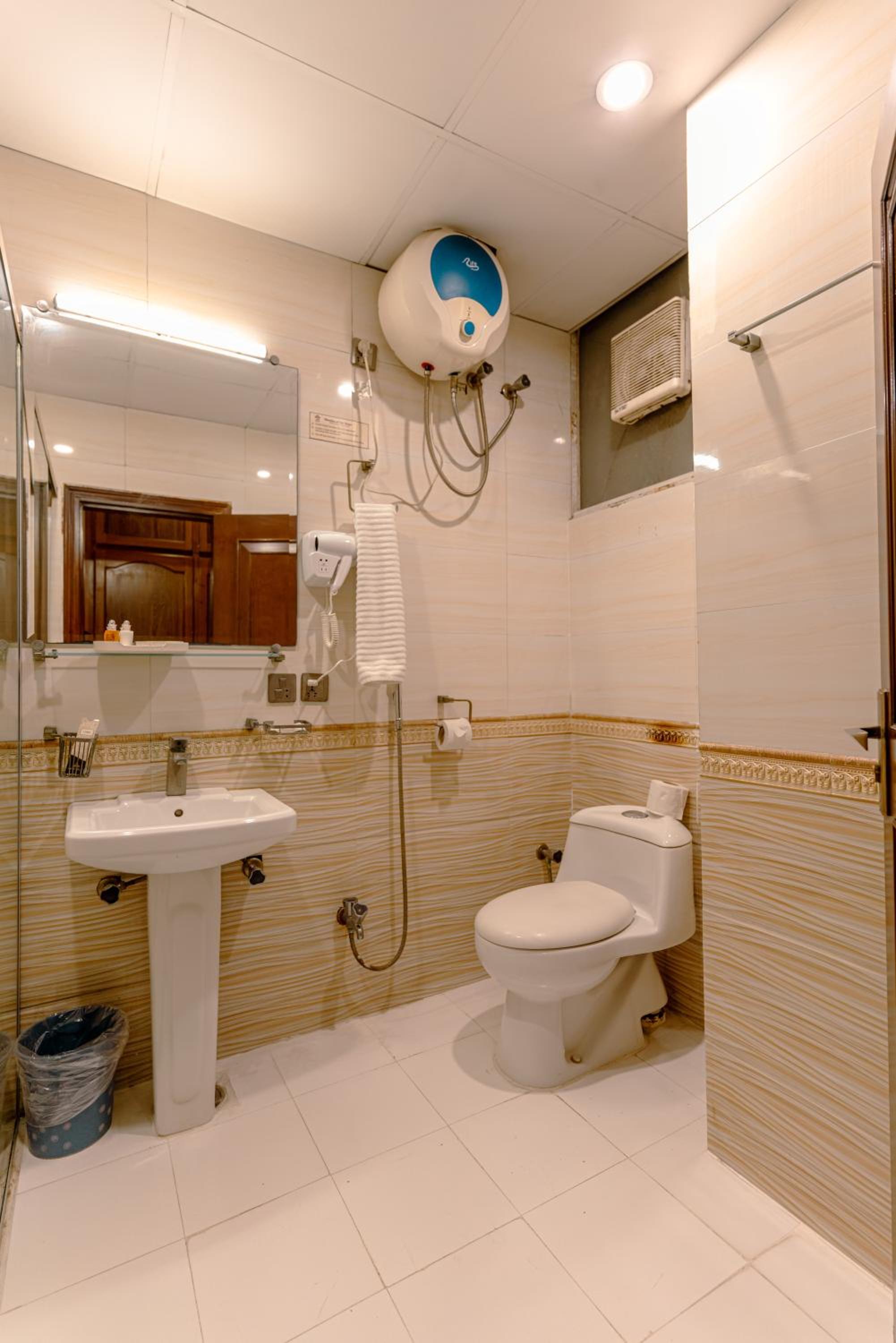 Deluxe Single Room photo 3