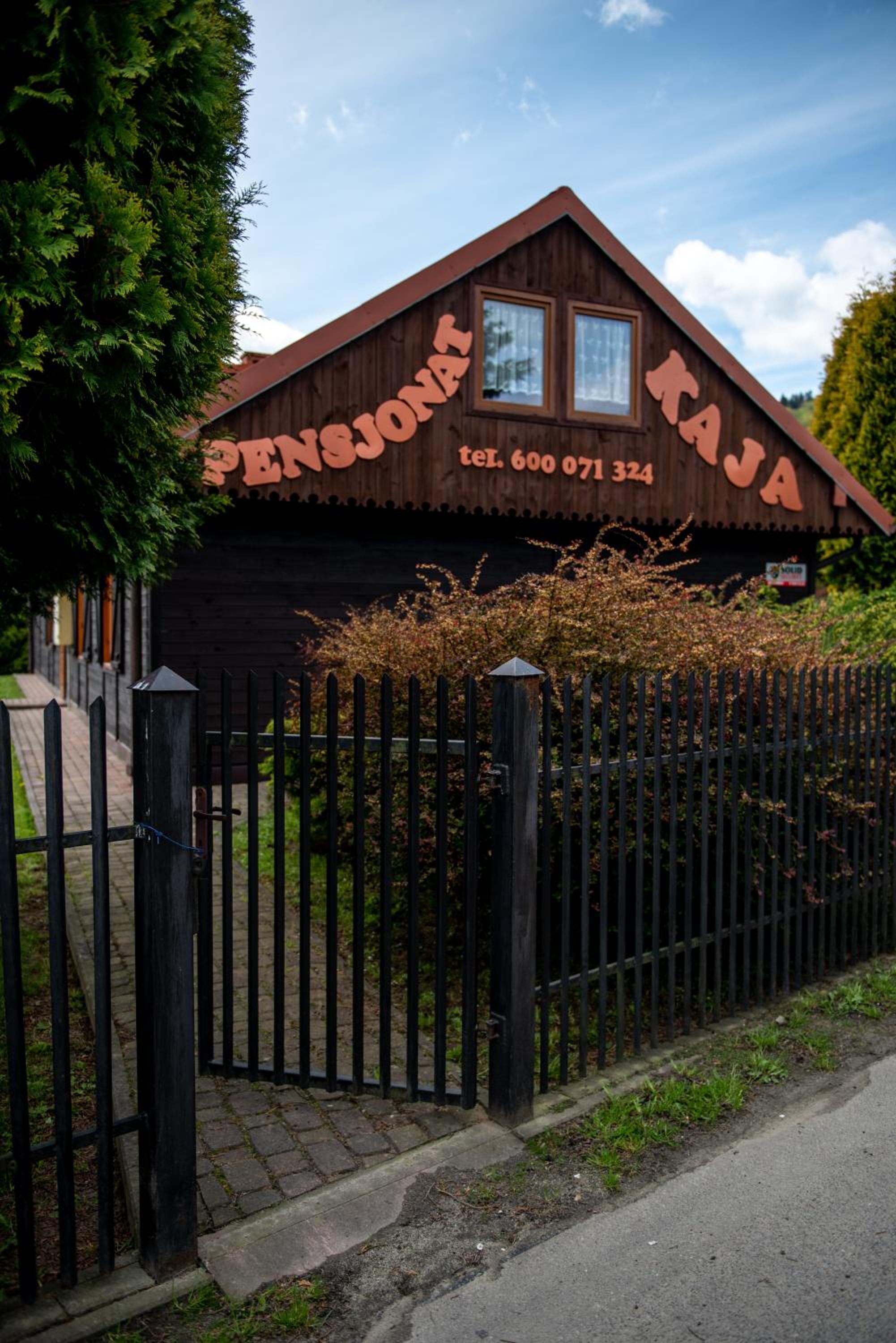 Family Studio - Photo 12