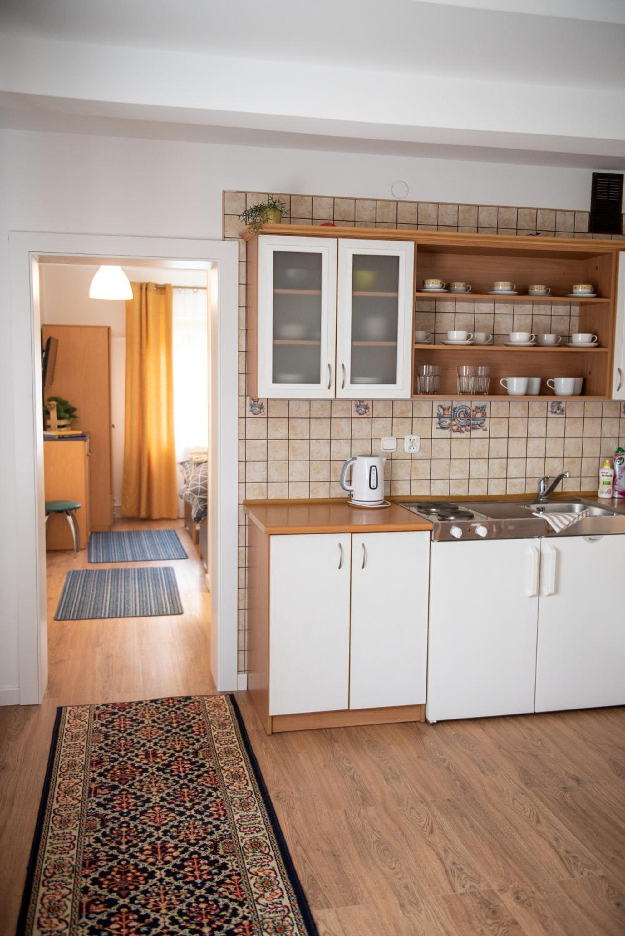 Family Studio - Photo 10
