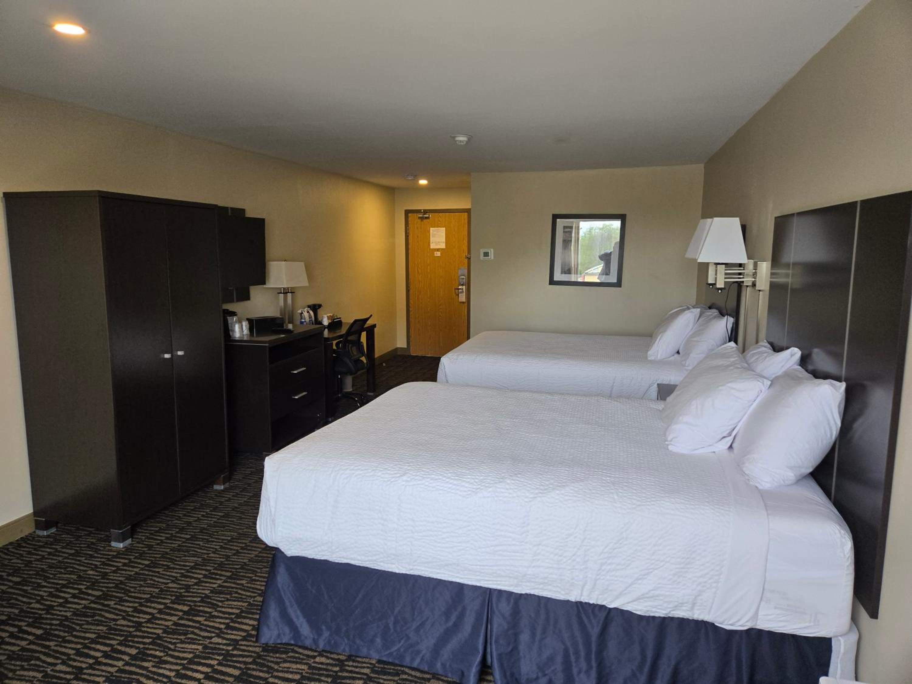 Queen Room with Two Queen Beds