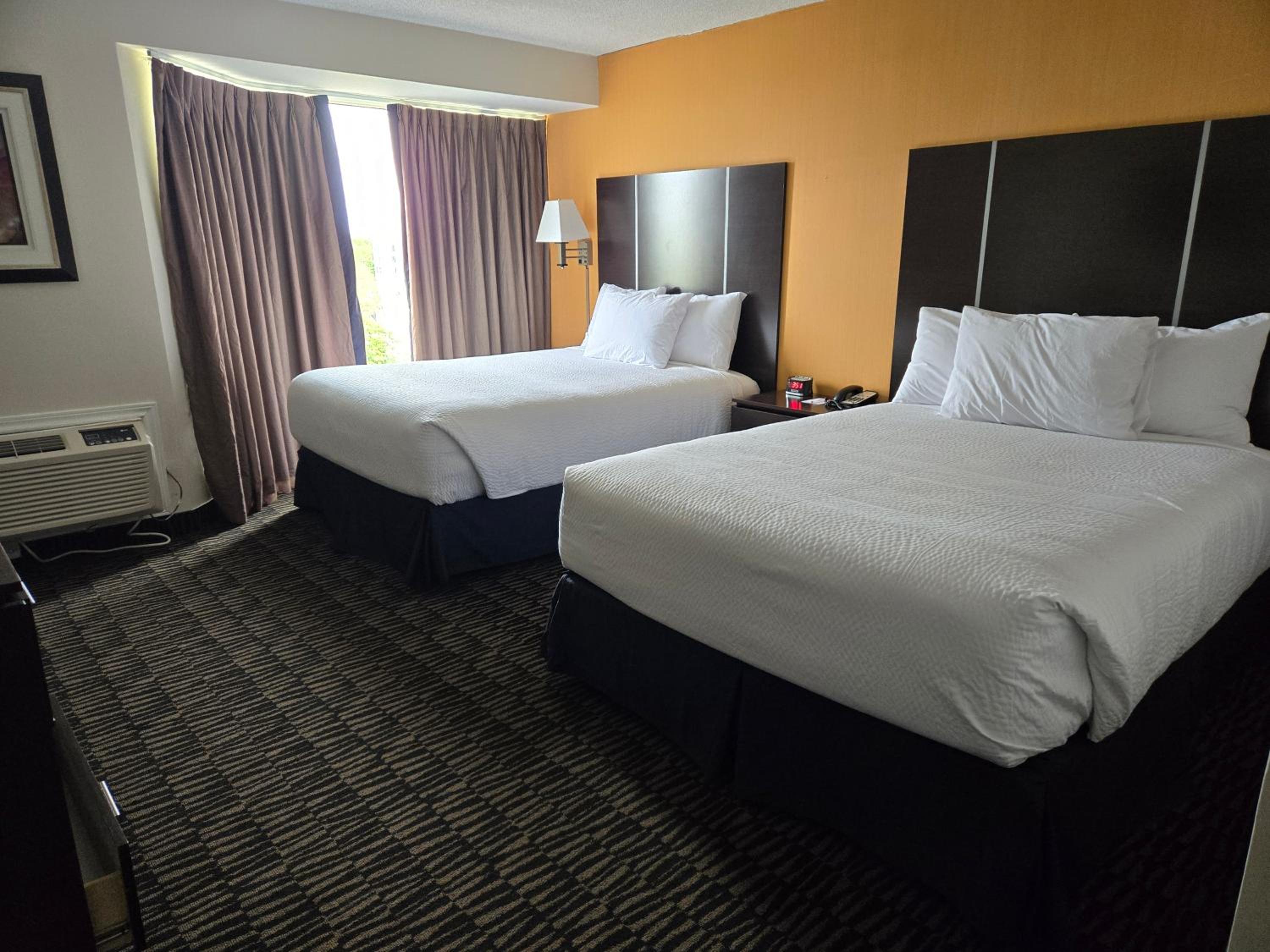 Queen Suite with Two Queen Beds
