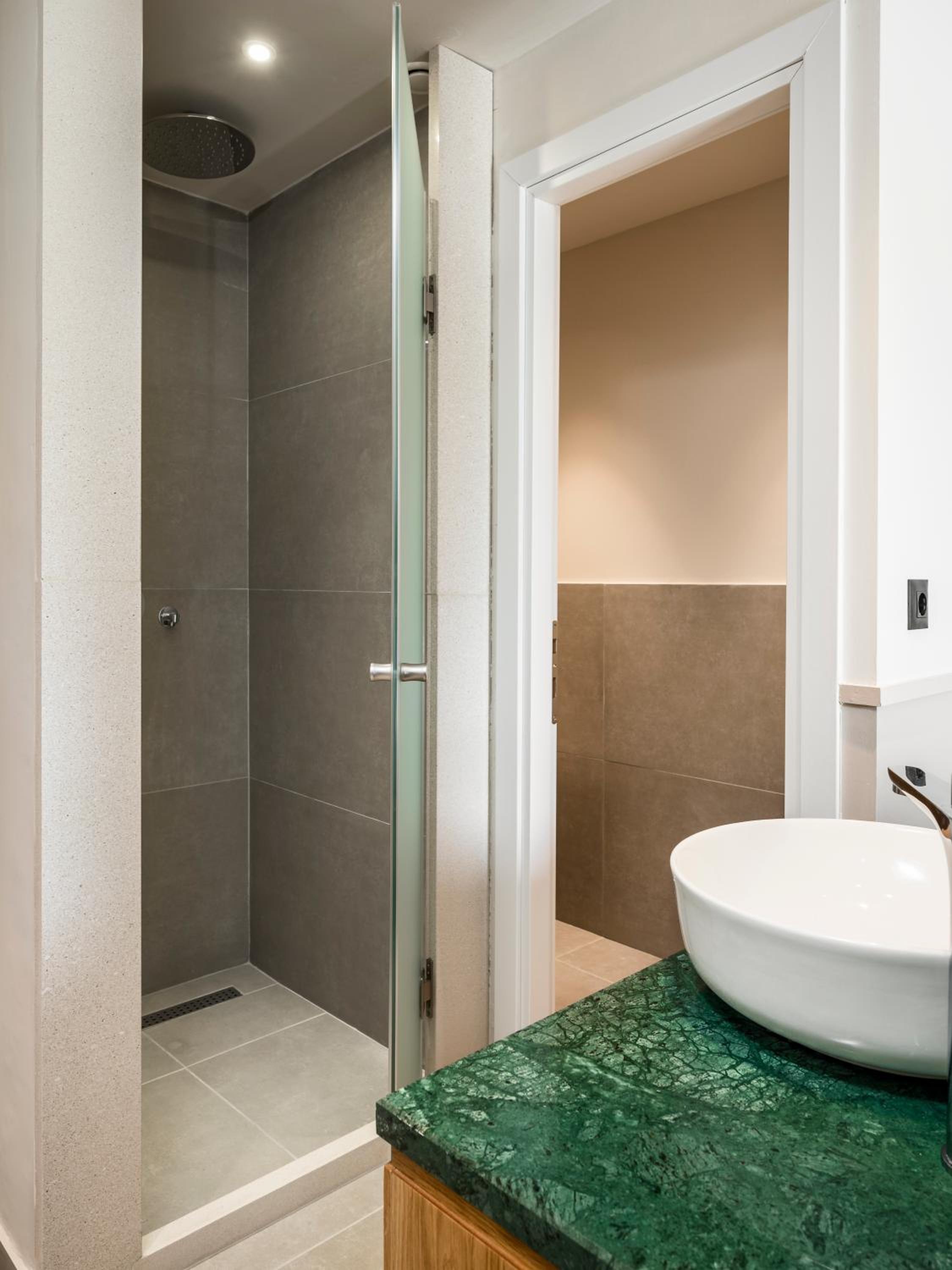 Double Room with Sea View - Photo 5