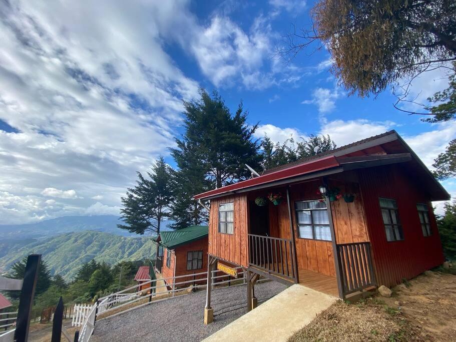 Three-Bedroom Chalet photo 1