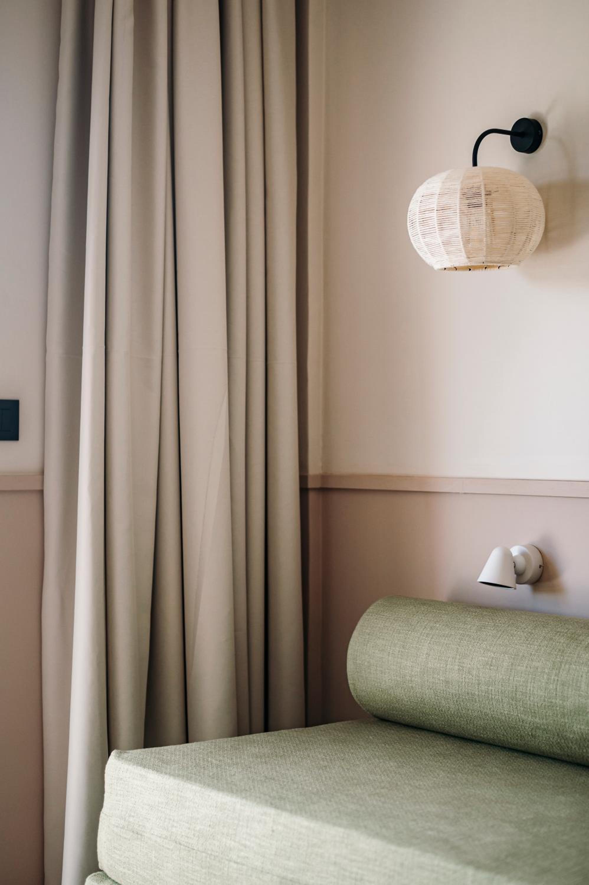 Double Room with Sea View - Photo 2