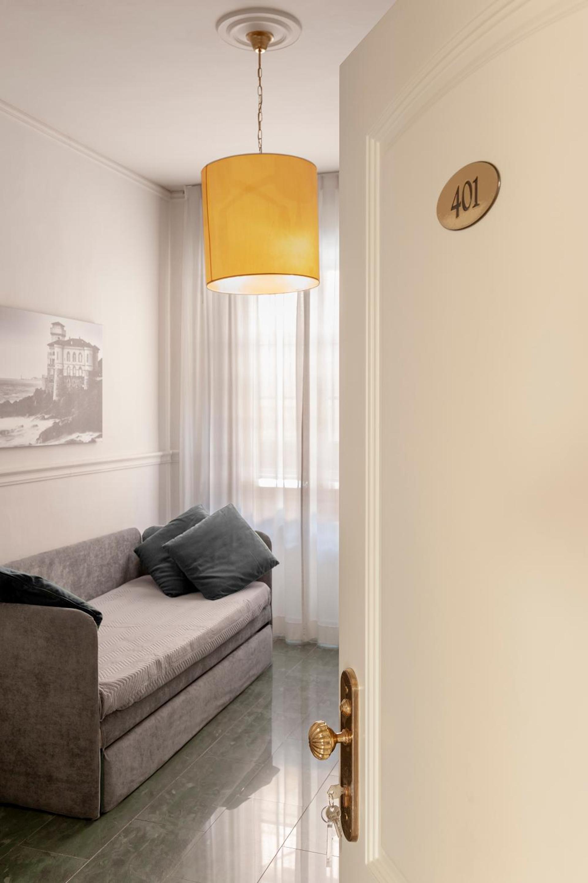 Suite with Kitchenette photo 2